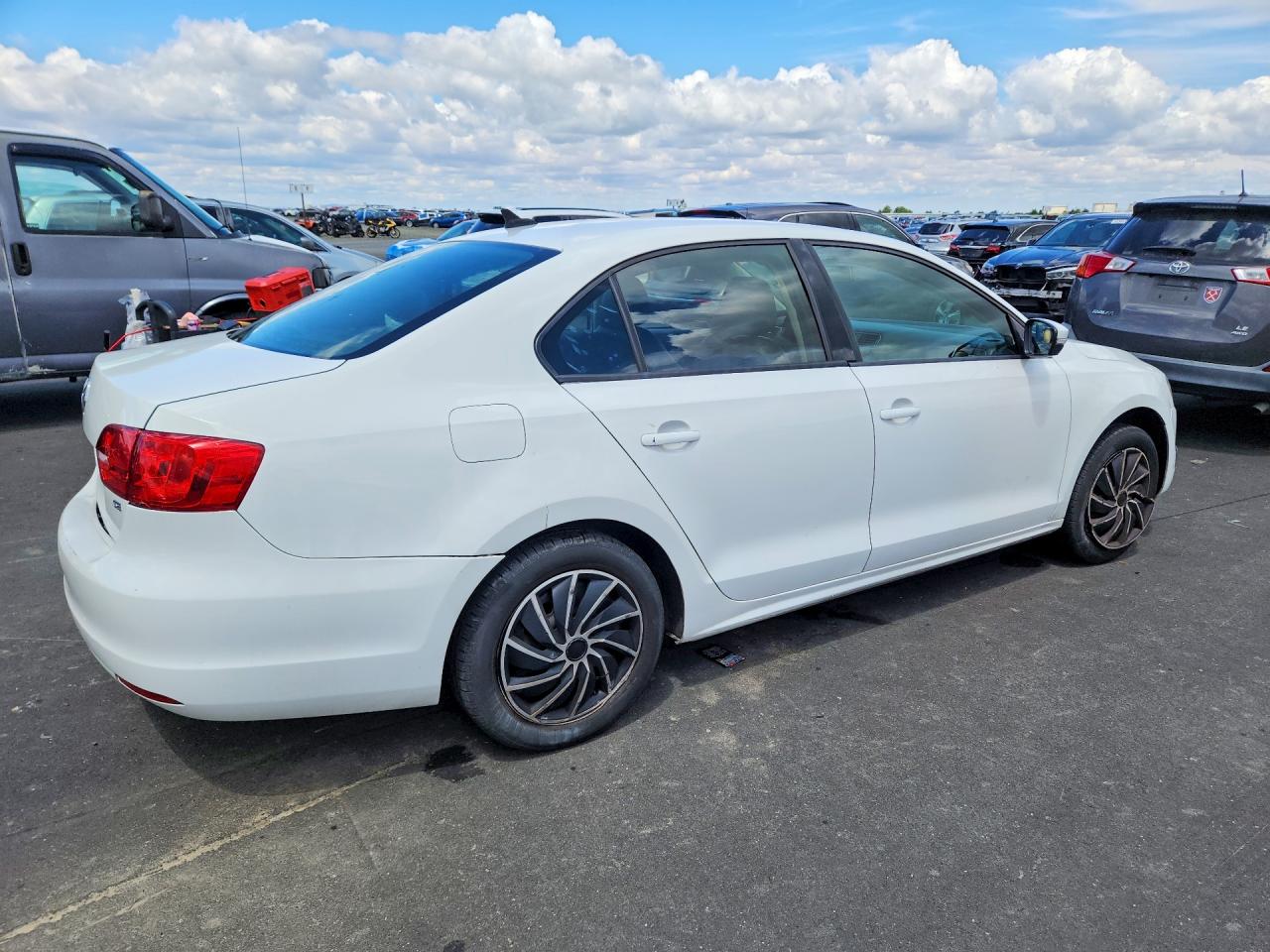 2014 VOLKSWAGEN JETTA