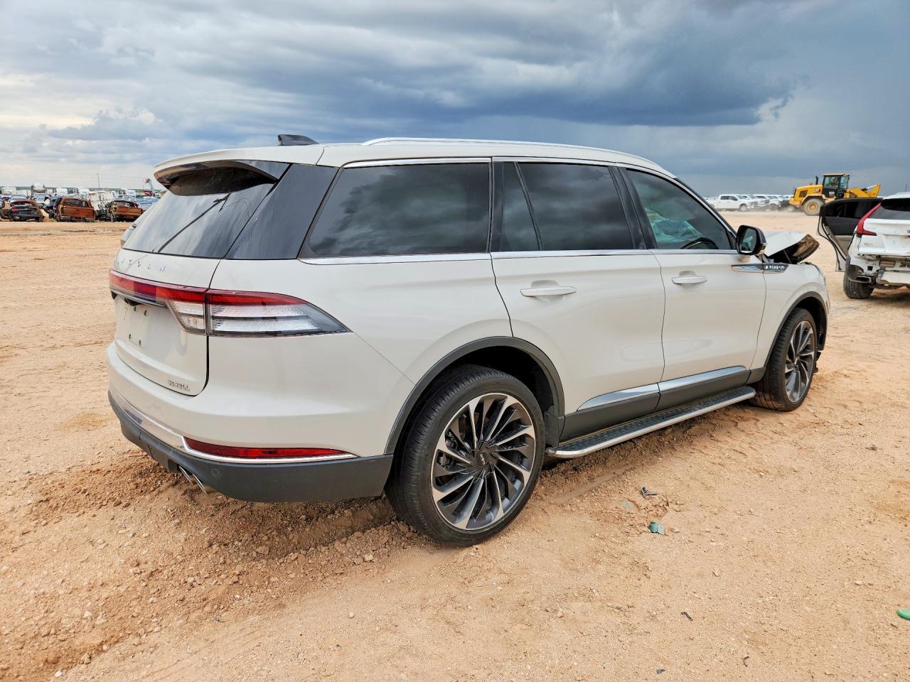 2025 LINCOLN AVIATOR