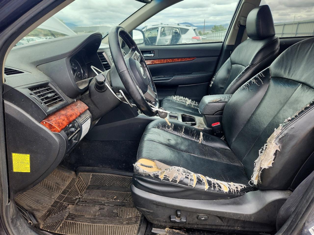2010 SUBARU OUTBACK