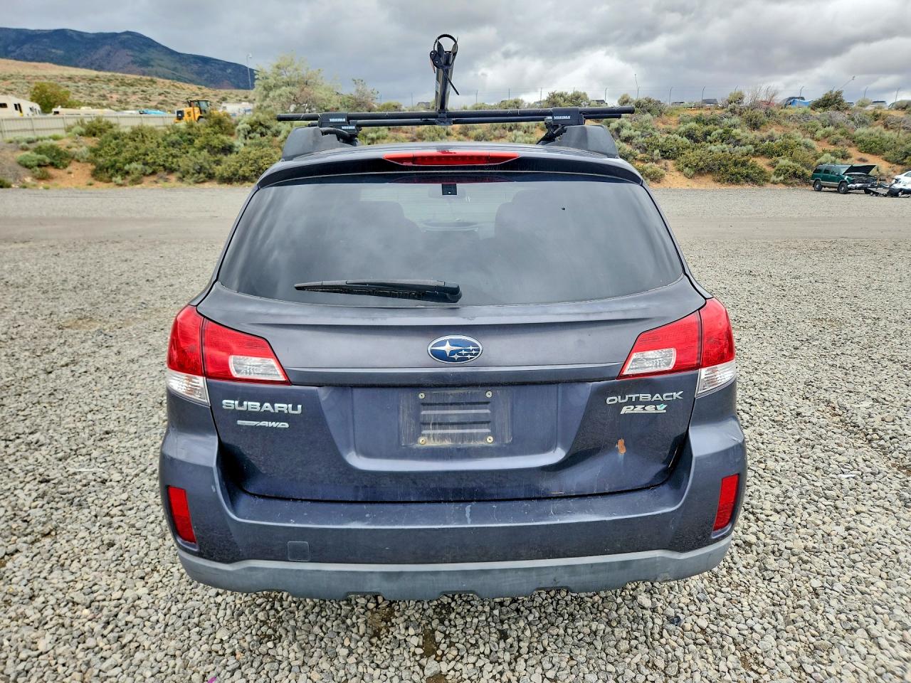 2010 SUBARU OUTBACK