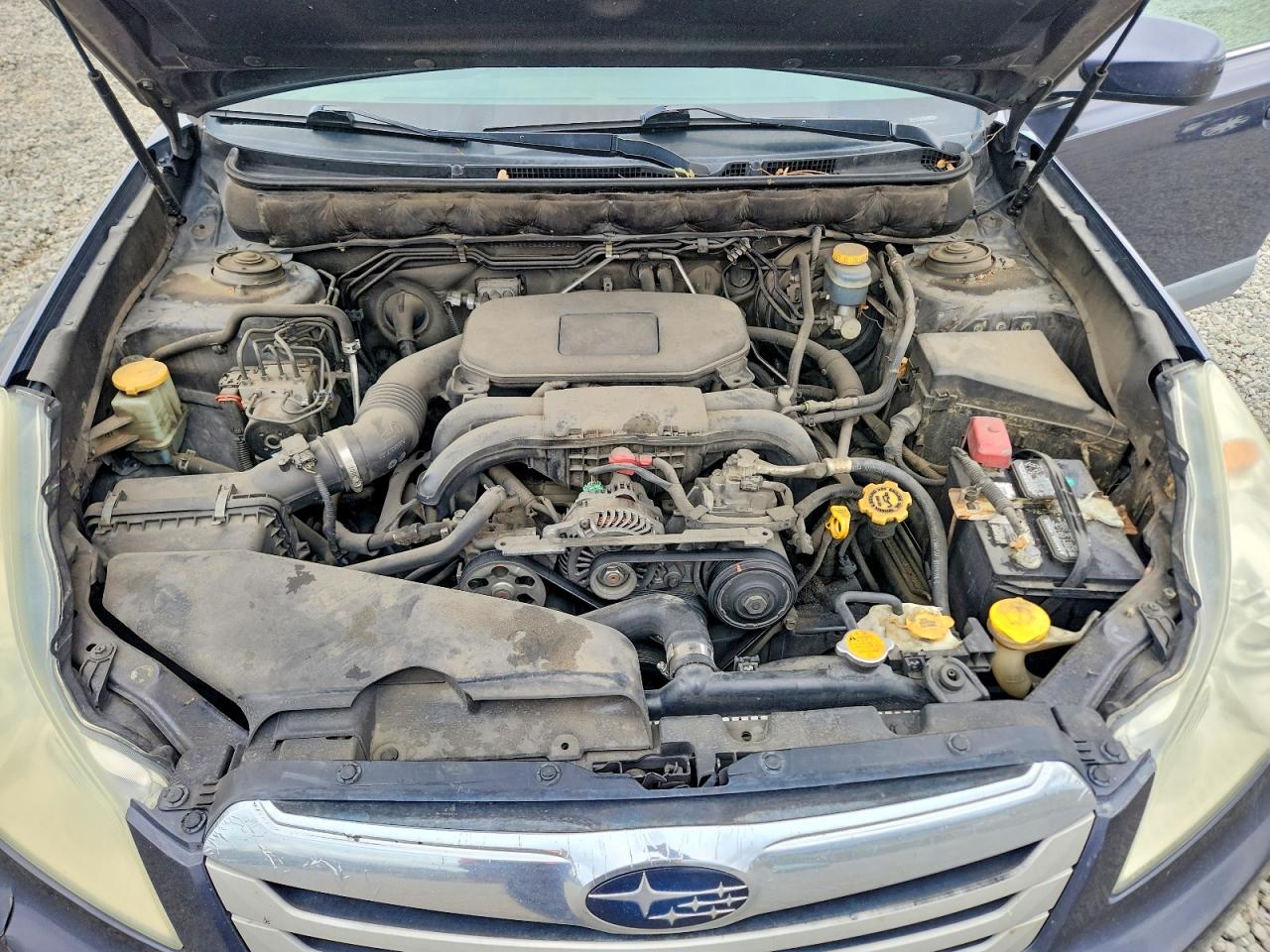2010 SUBARU OUTBACK