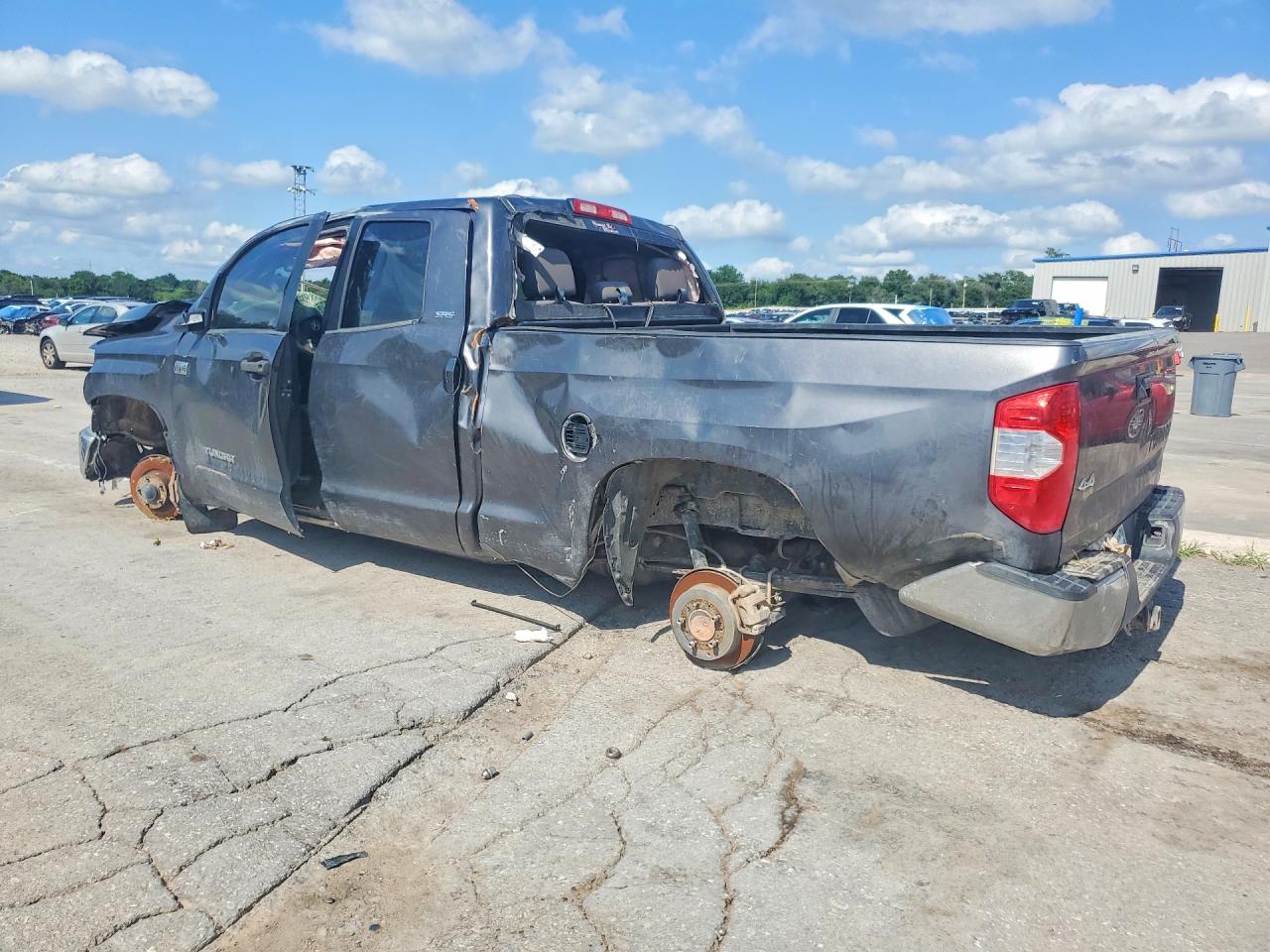 2016 TOYOTA TUNDRA