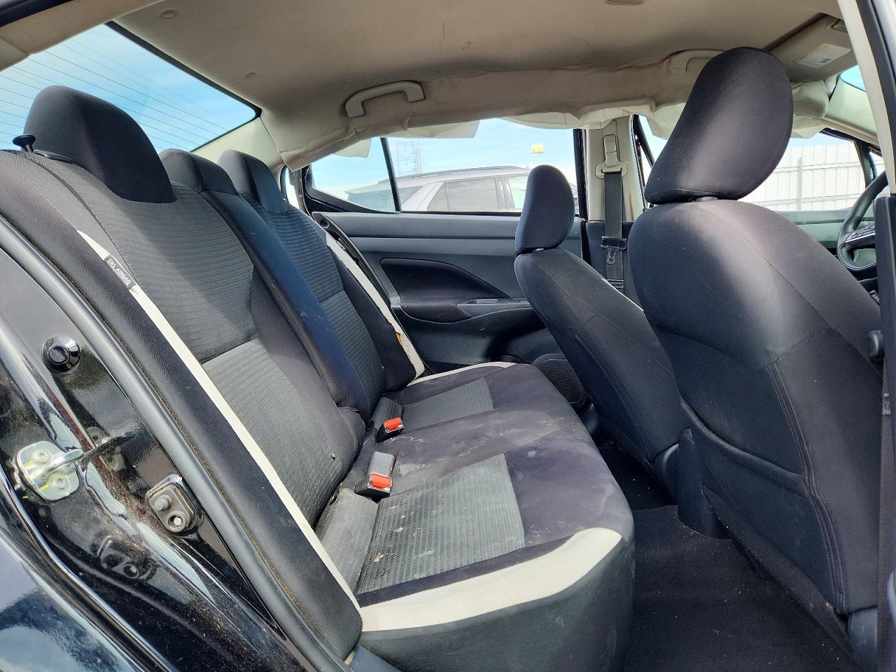 2021 NISSAN VERSA