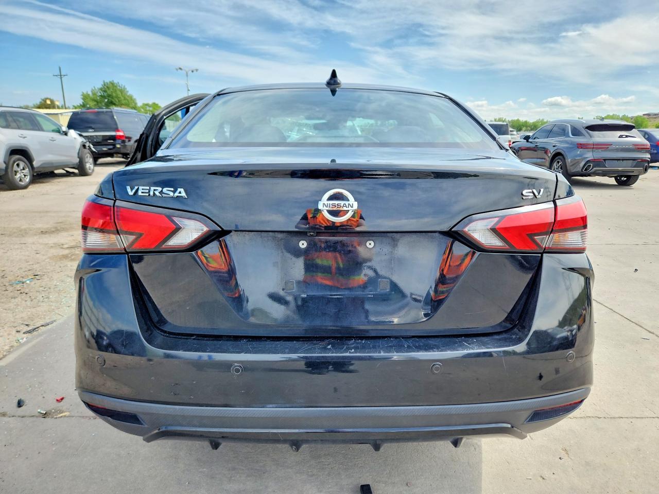 2021 NISSAN VERSA