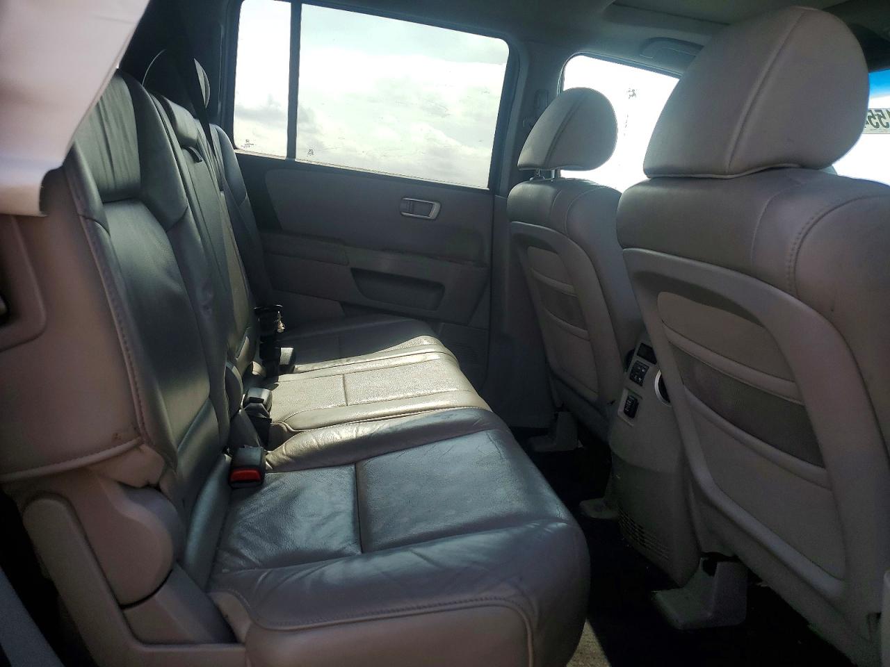 2011 HONDA PILOT