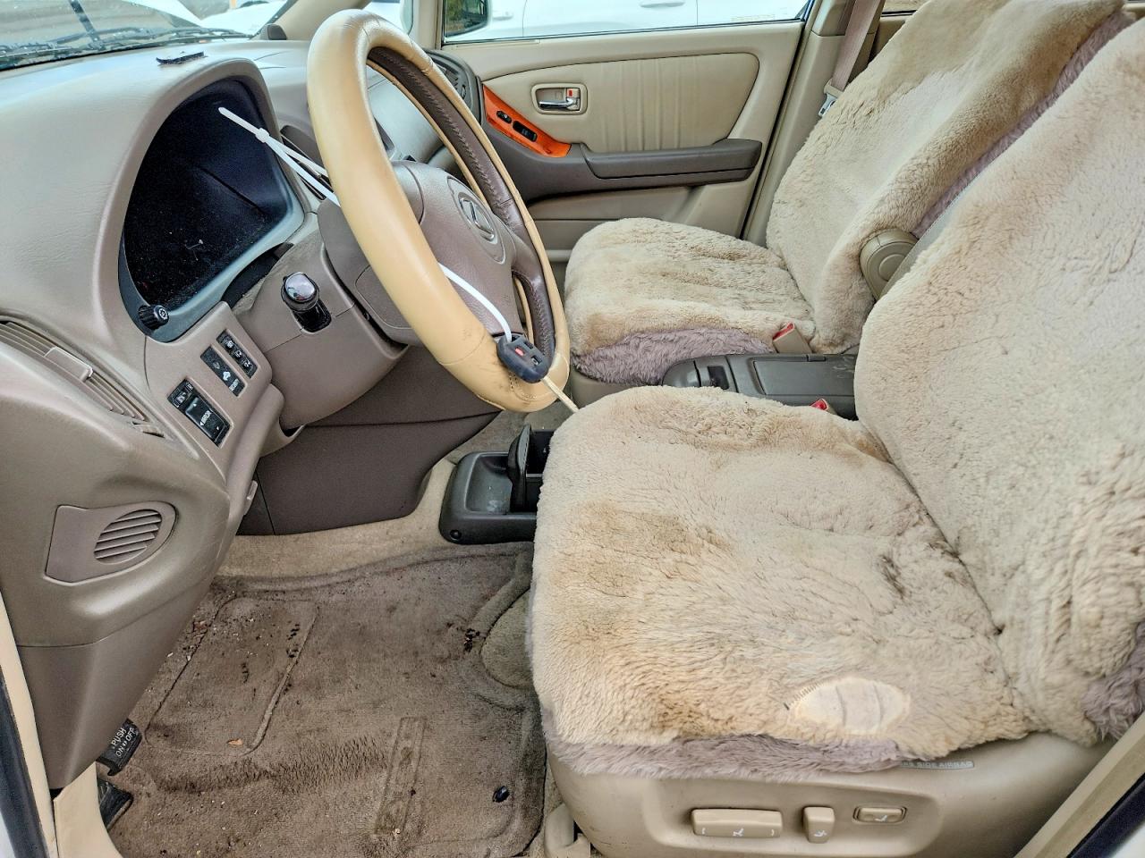 2001 LEXUS RX300