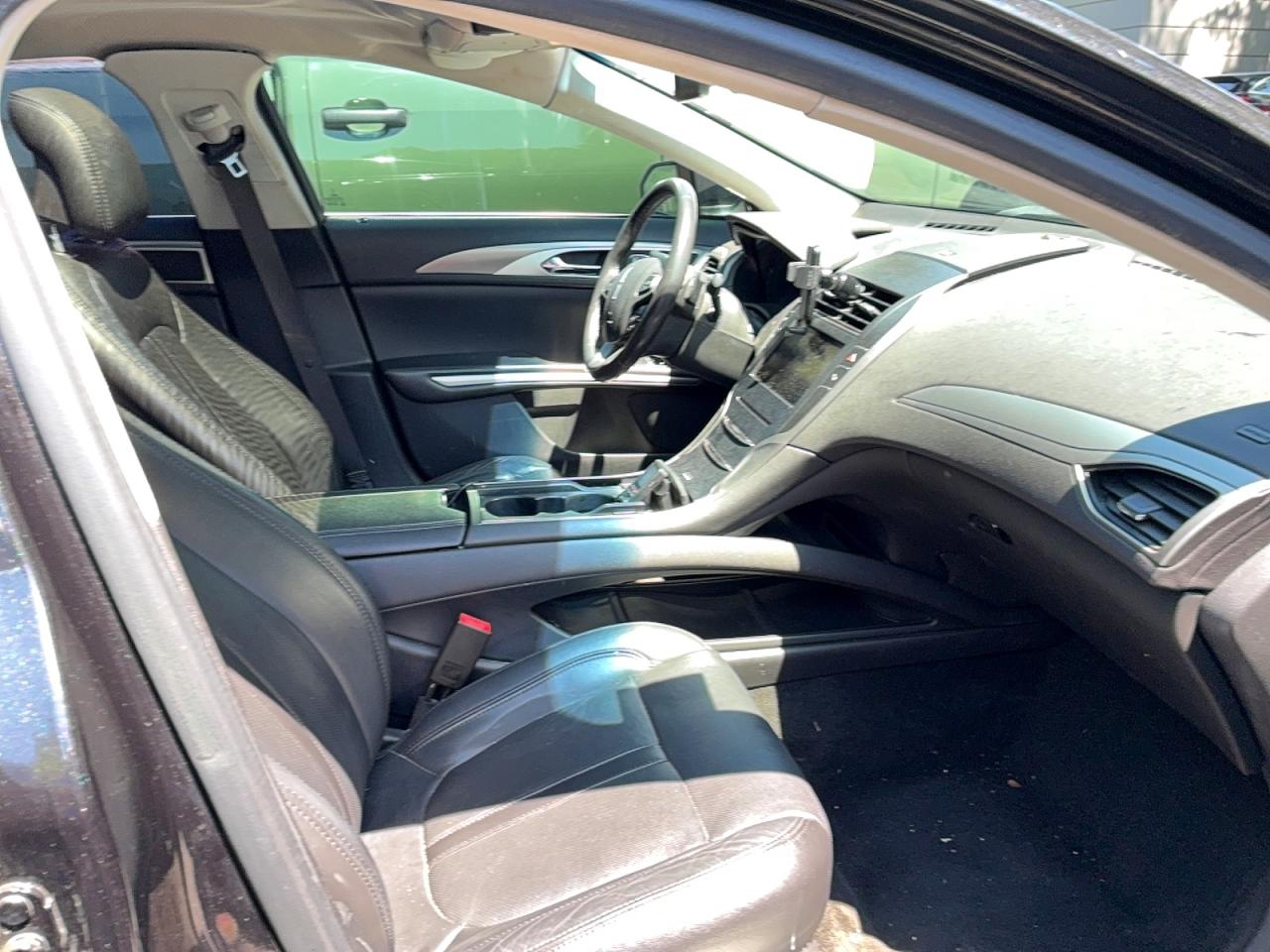 2013 LINCOLN MKZ