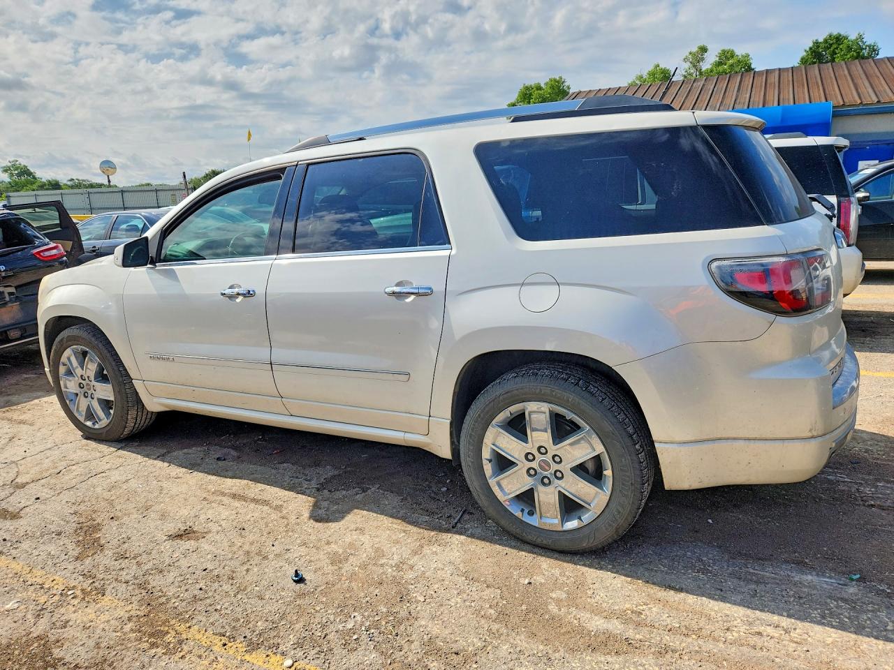 2015 GMC ACADIA DEN
