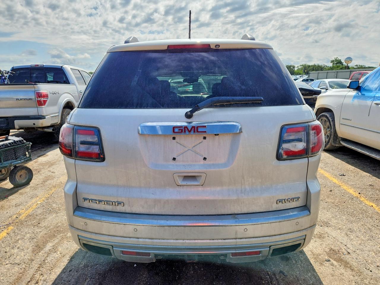 2015 GMC ACADIA DEN
