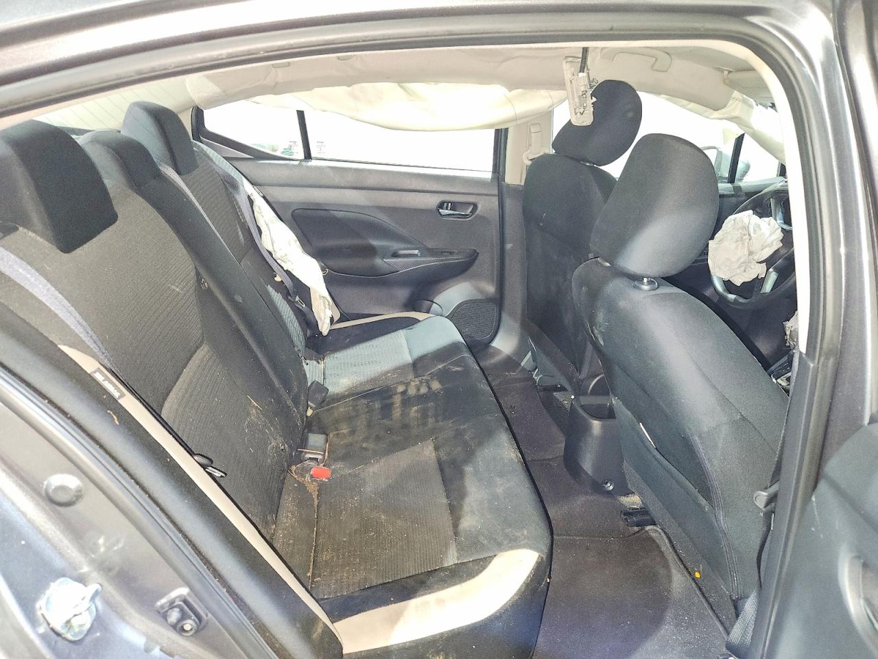 2021 NISSAN VERSA