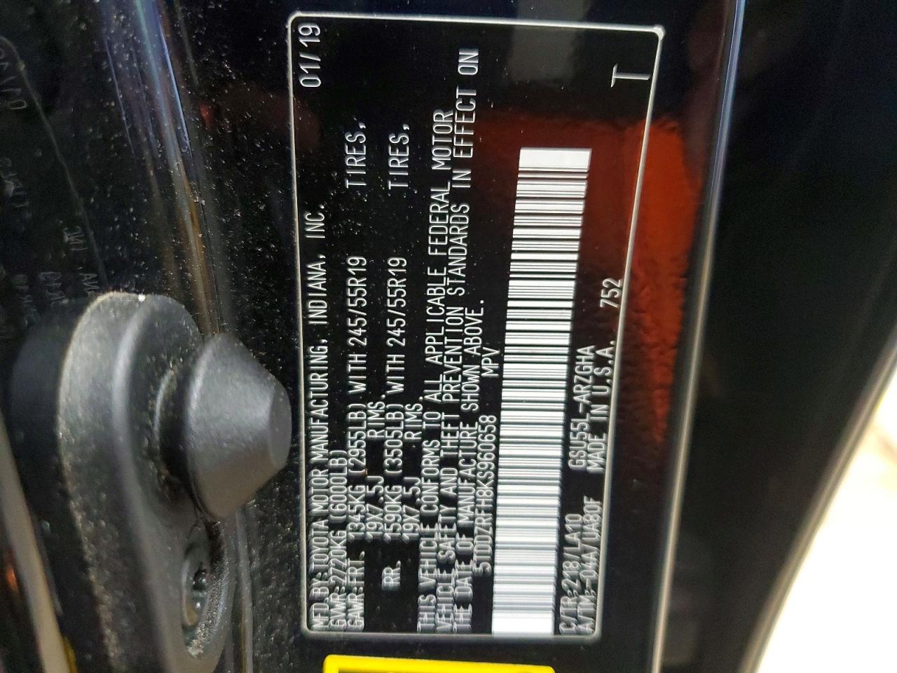 2019 TOYOTA HIGHLANDER