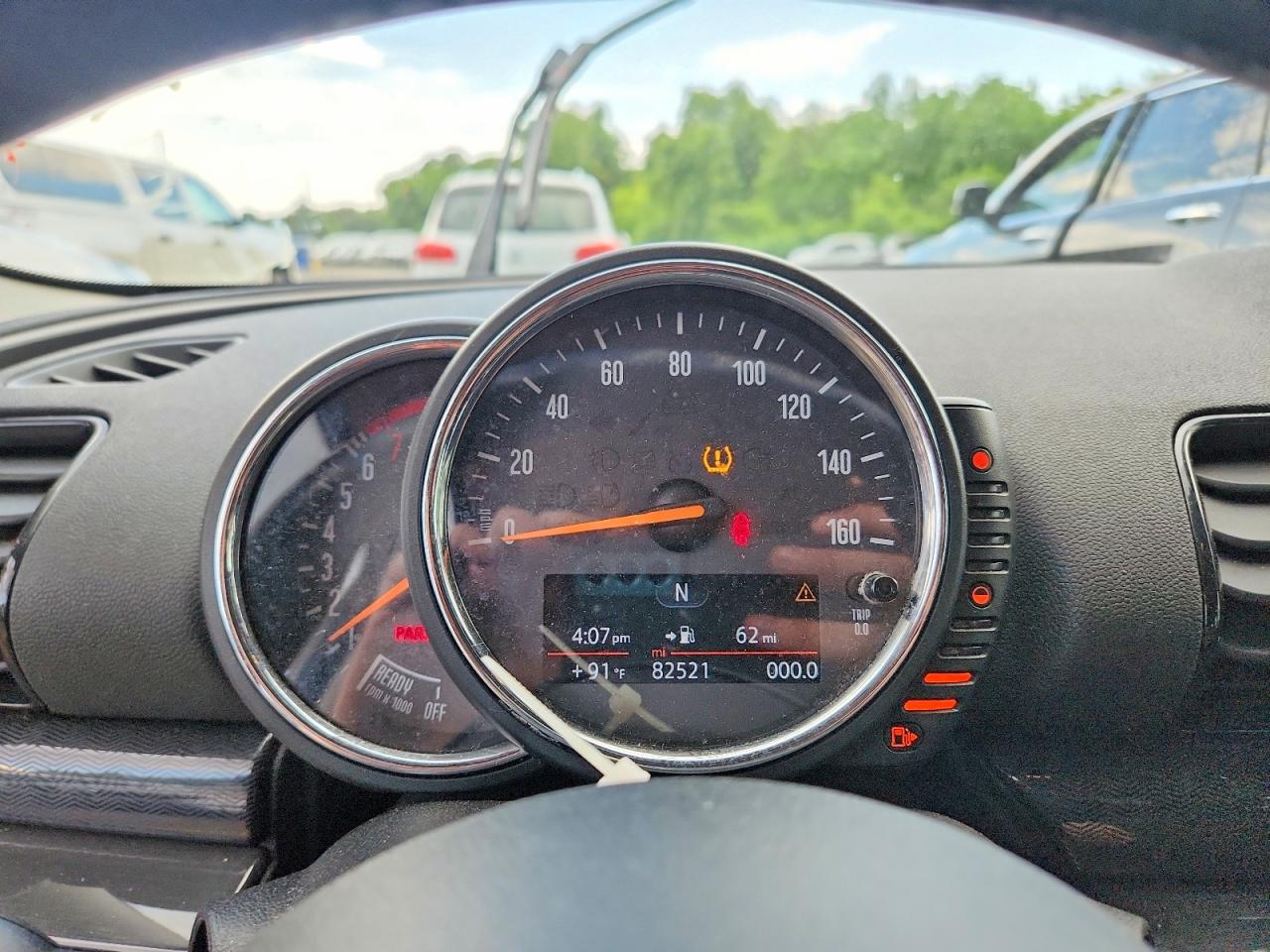 2017 MINI COOPER