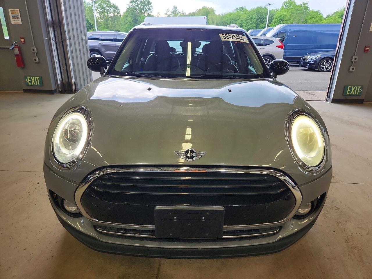 2017 MINI COOPER
