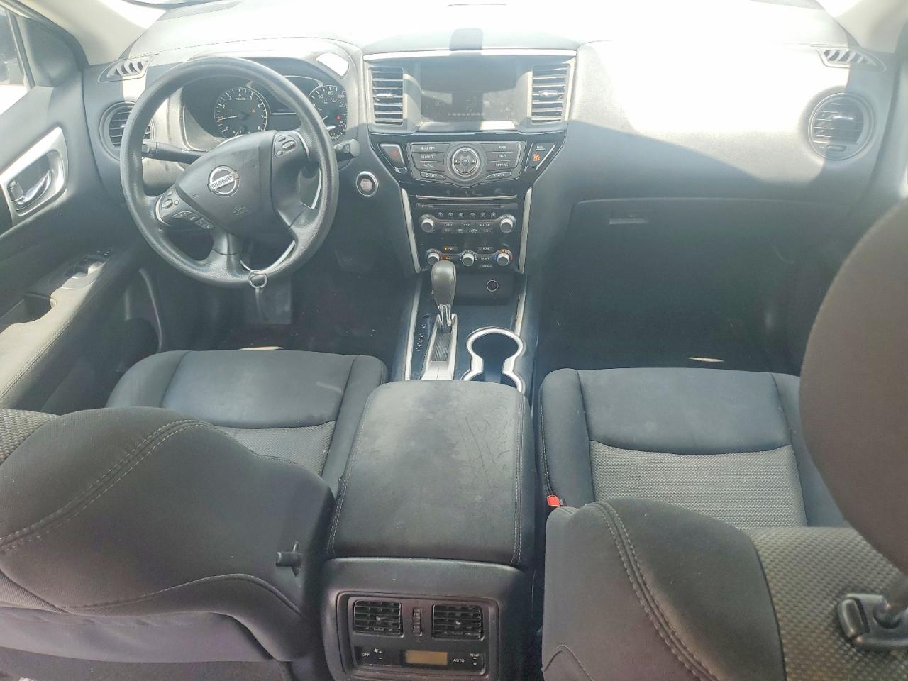 2017 NISSAN PATHFINDER