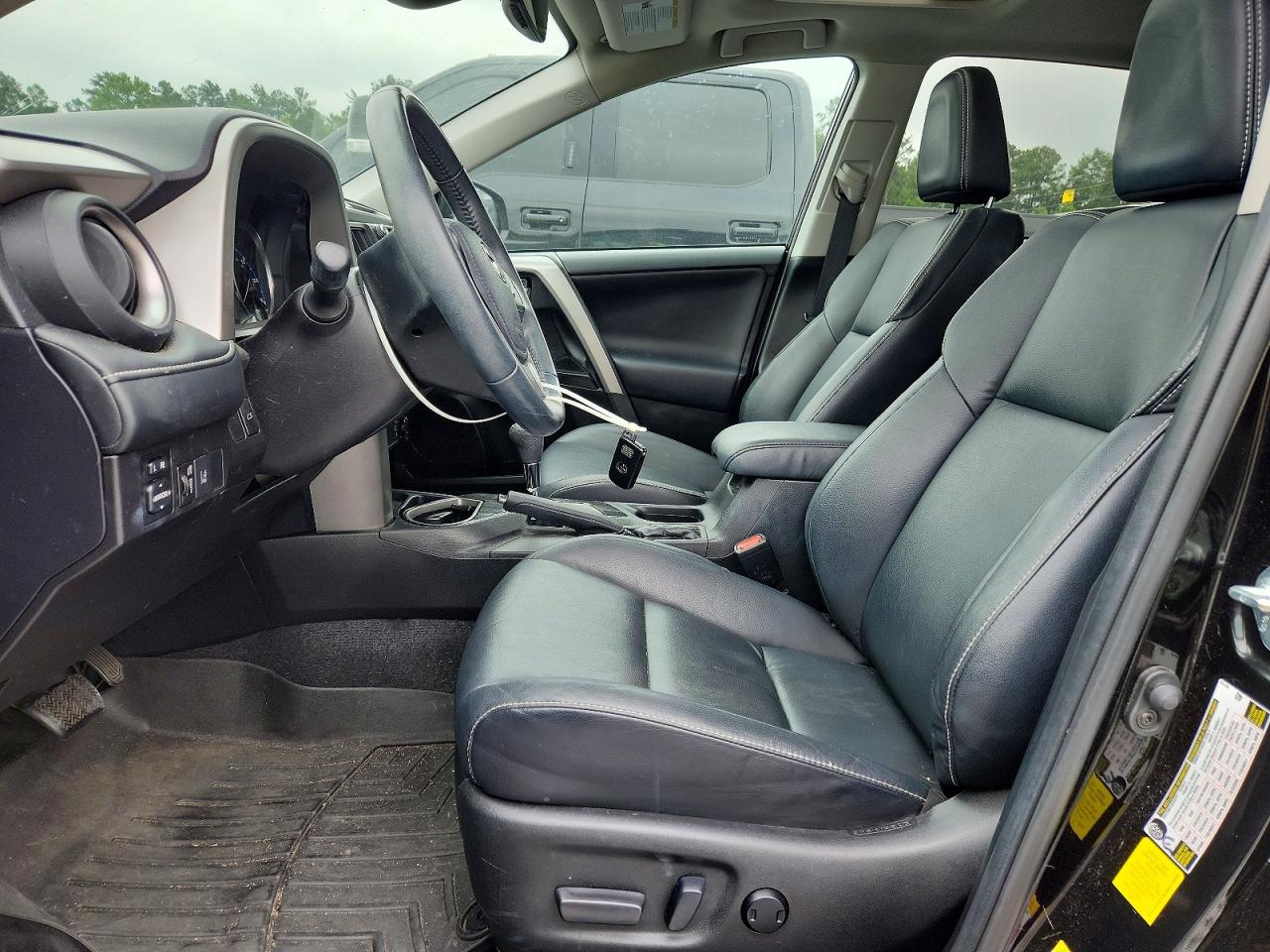 2016 TOYOTA RAV4