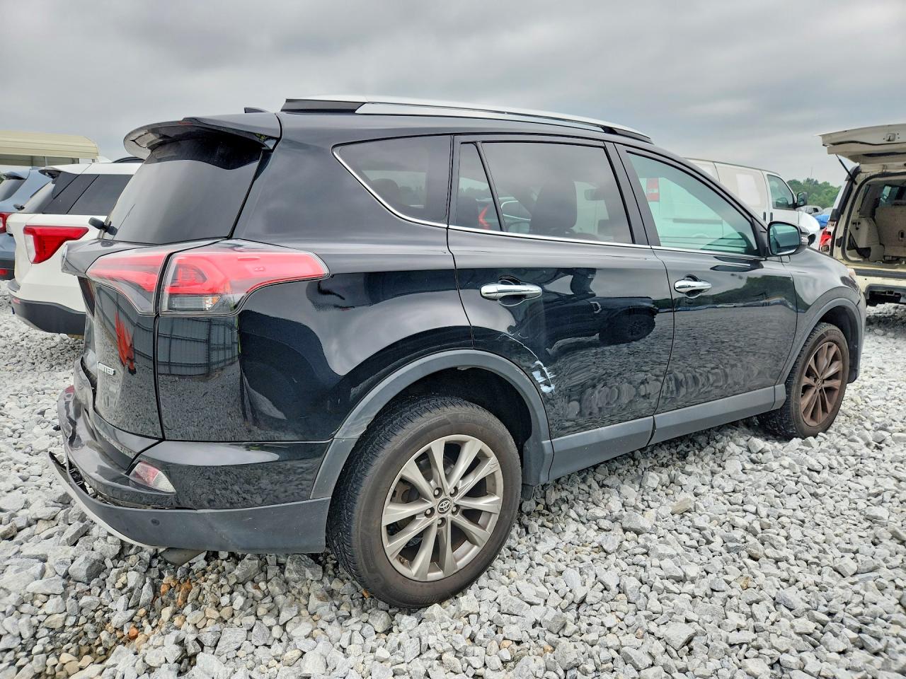 2016 TOYOTA RAV4
