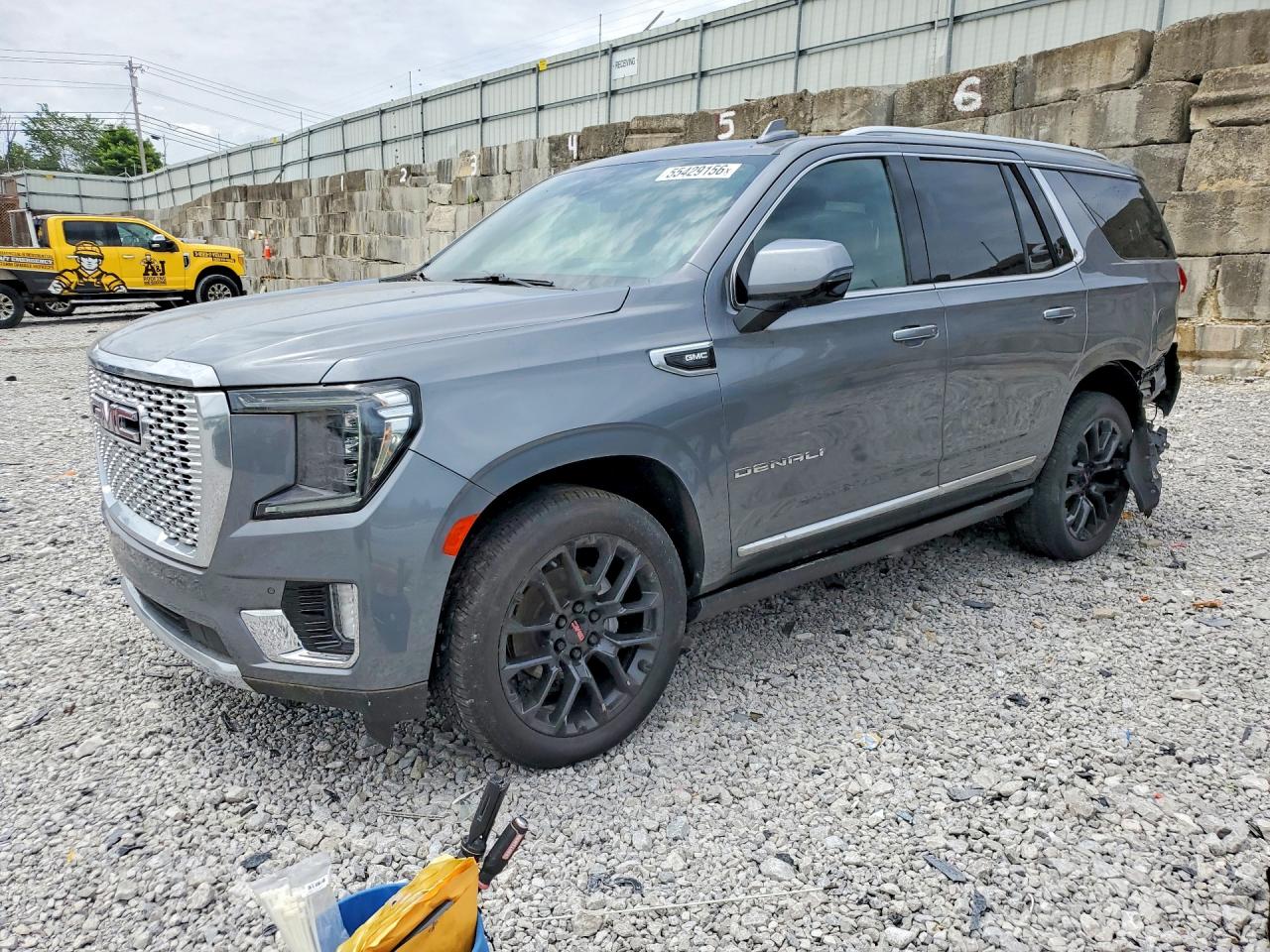 2022 GMC YUKON