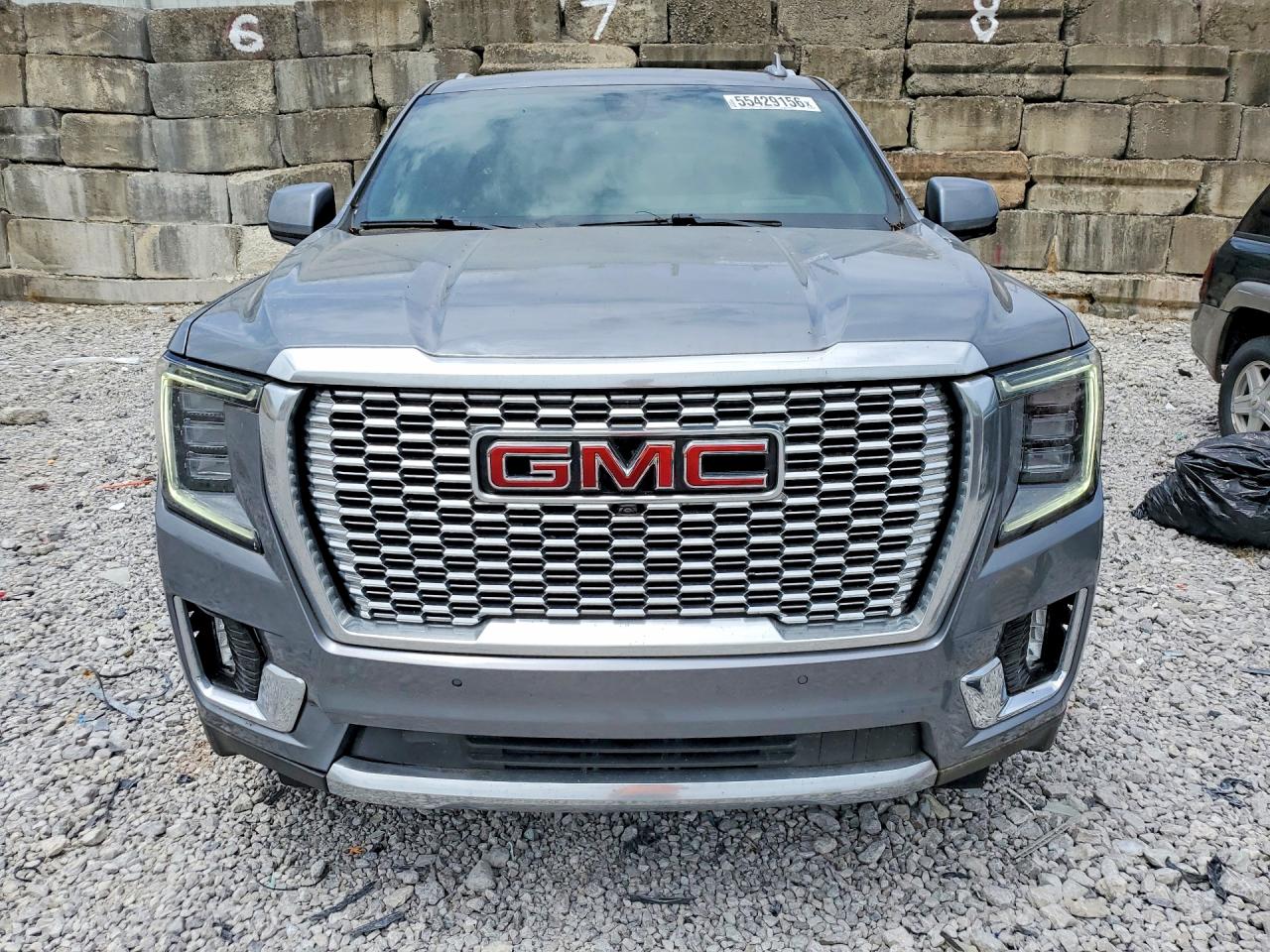 2022 GMC YUKON