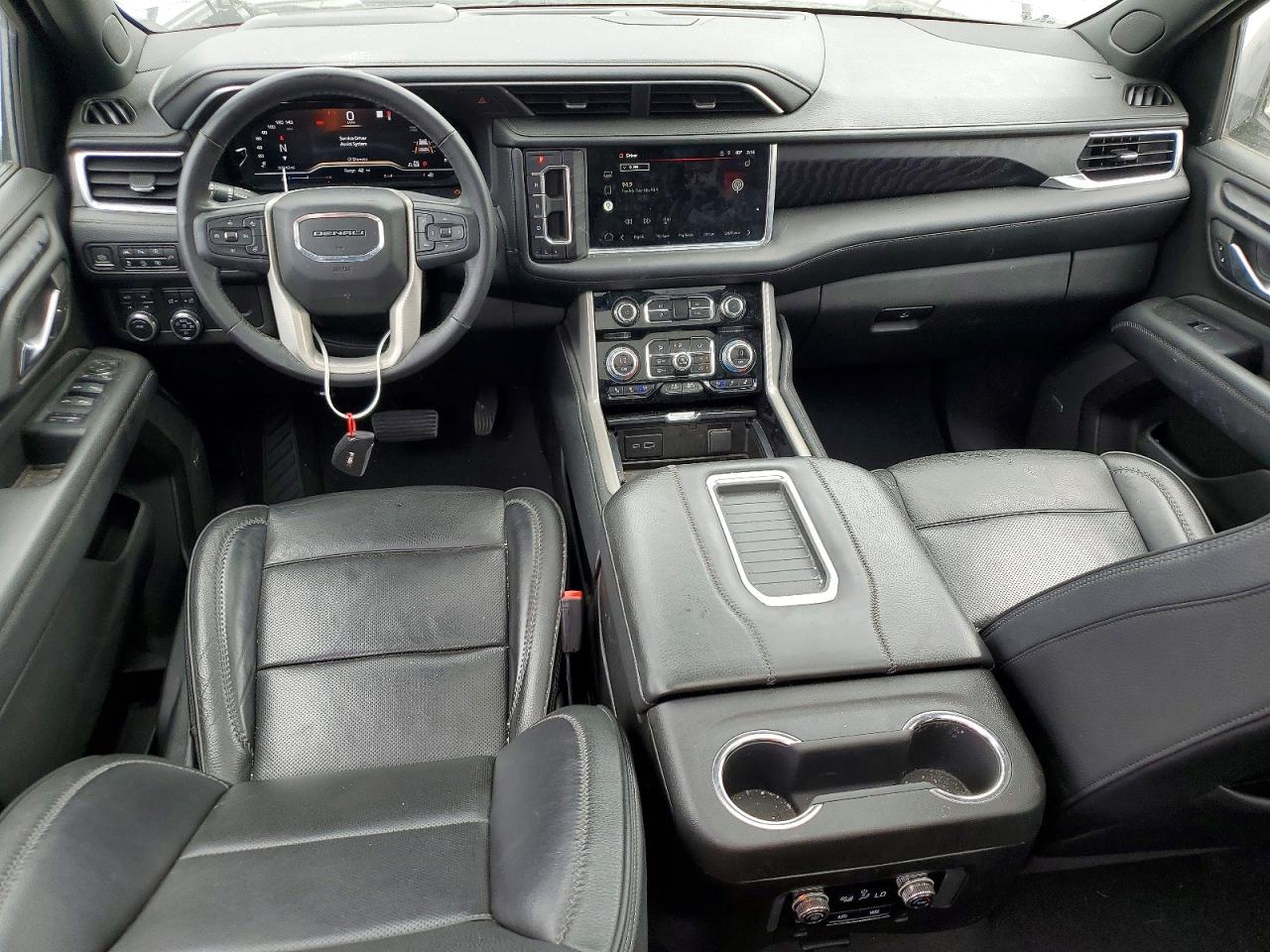 2022 GMC YUKON