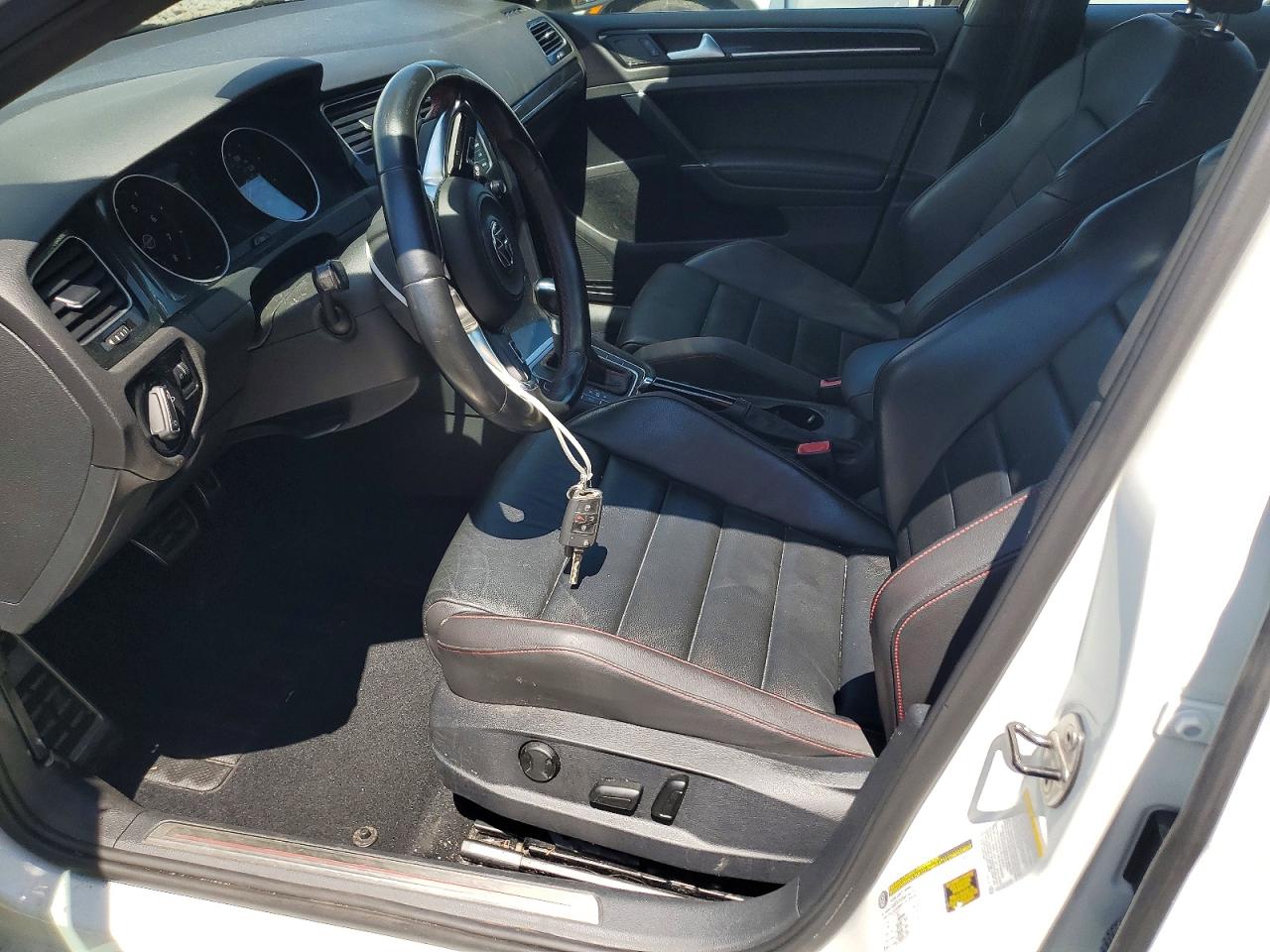 2015 VOLKSWAGEN GTI
