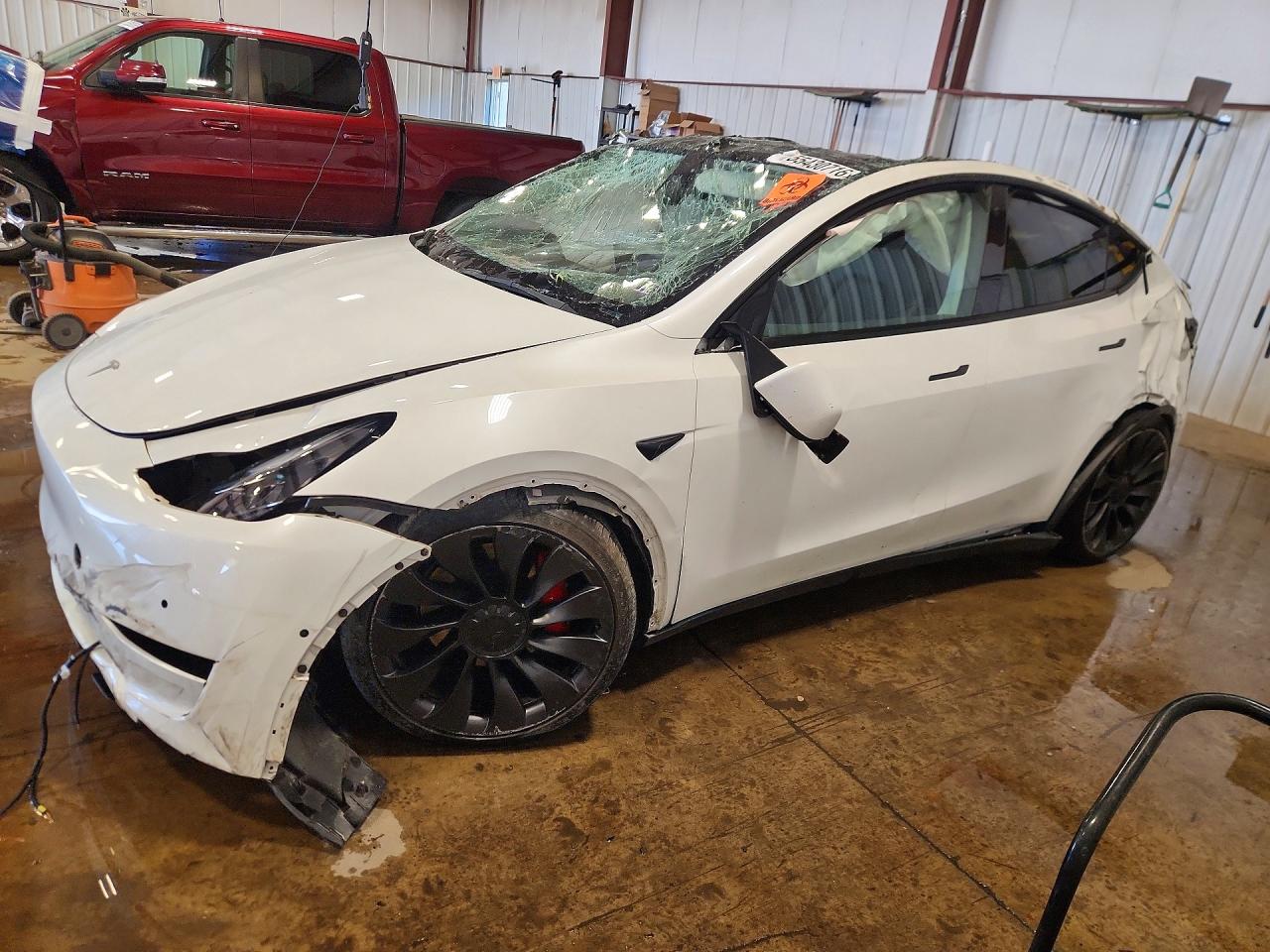 2022 TESLA MODEL Y