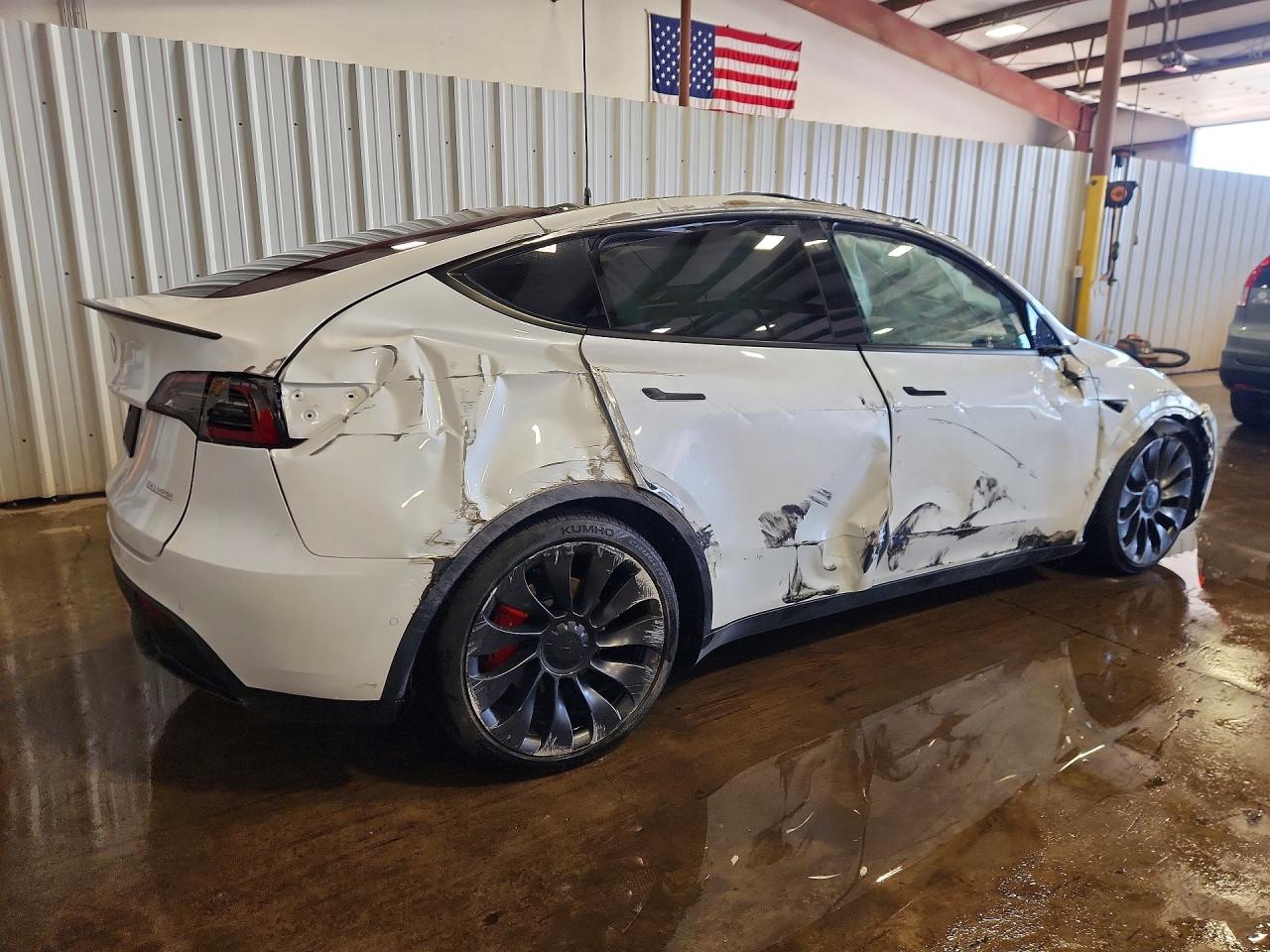 2022 TESLA MODEL Y