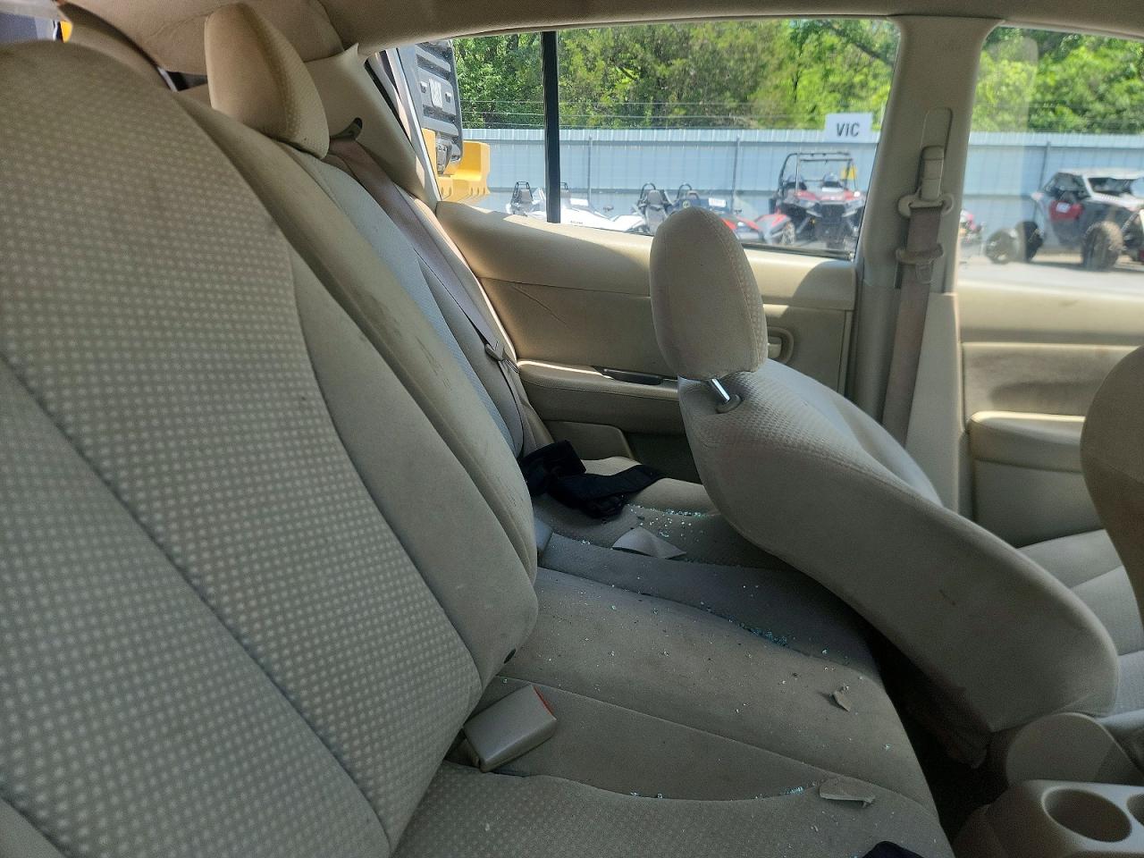 2011 NISSAN VERSA
