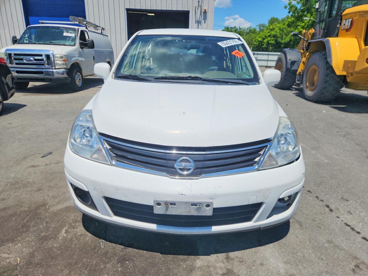 2011 NISSAN VERSA