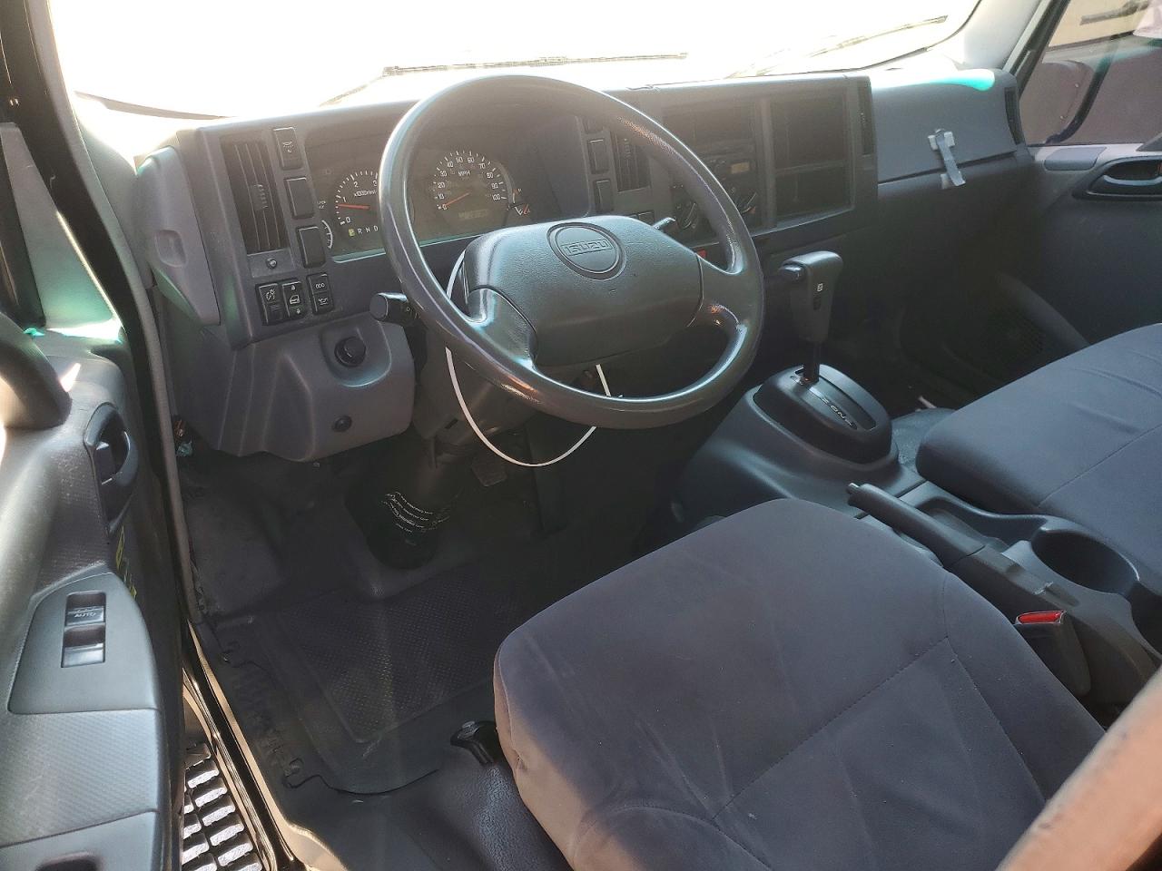 2008 ISUZU NPR