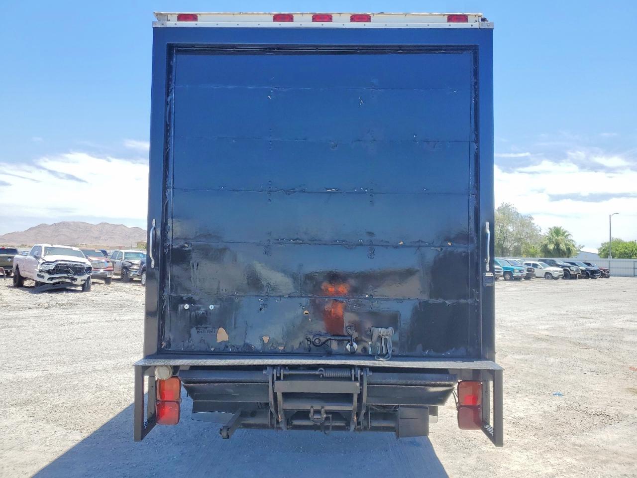 2008 ISUZU NPR