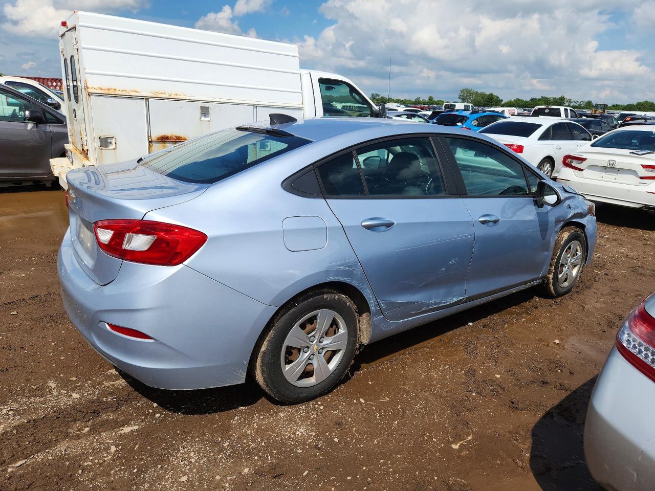 2017 CHEVROLET CRUZE