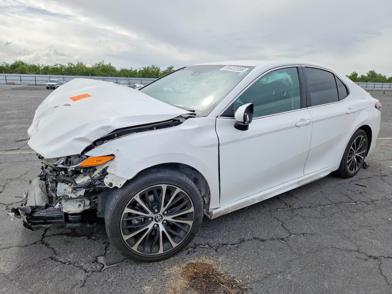 2018 TOYOTA CAMRY