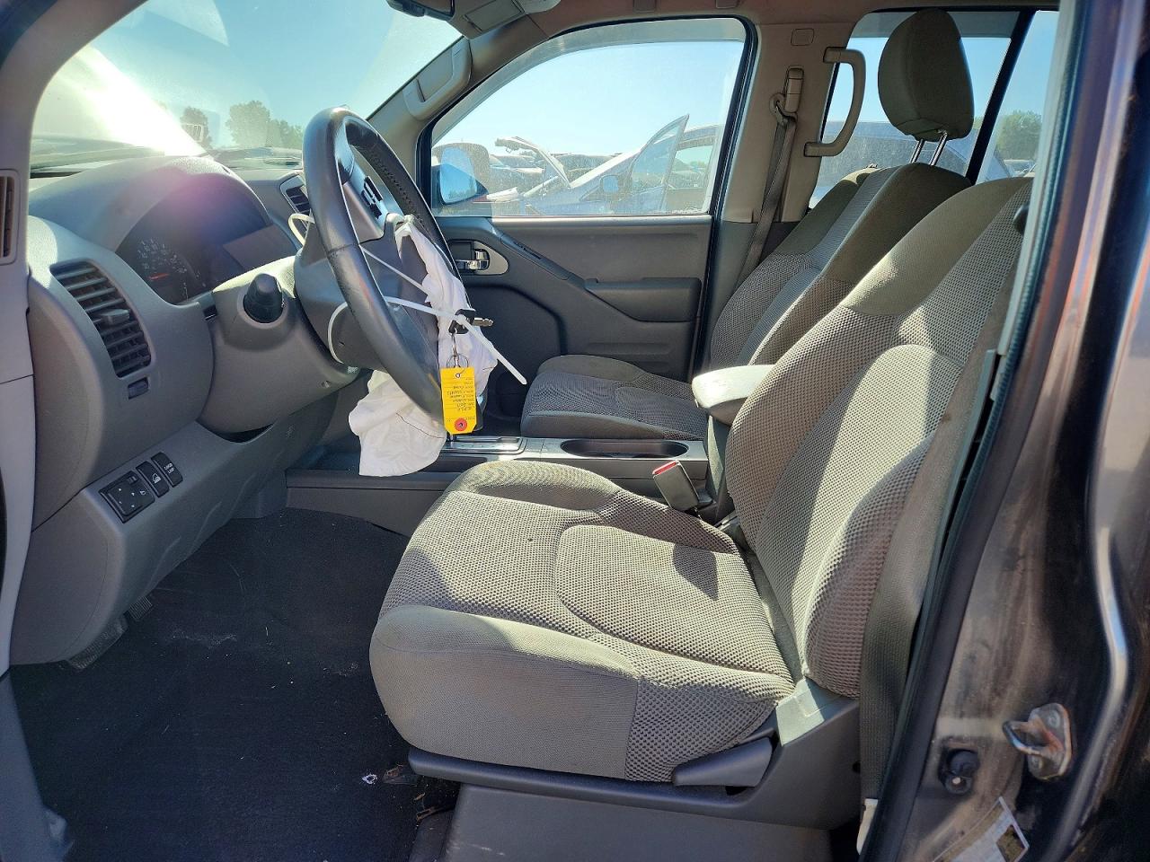 2019 NISSAN FRONTIER