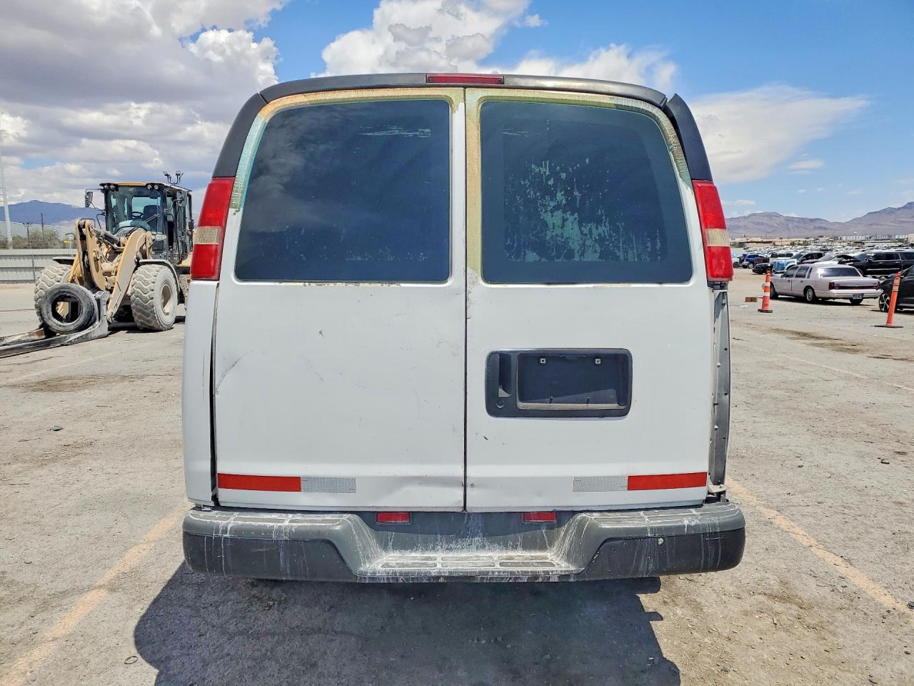 2017 CHEVROLET EXPRESS