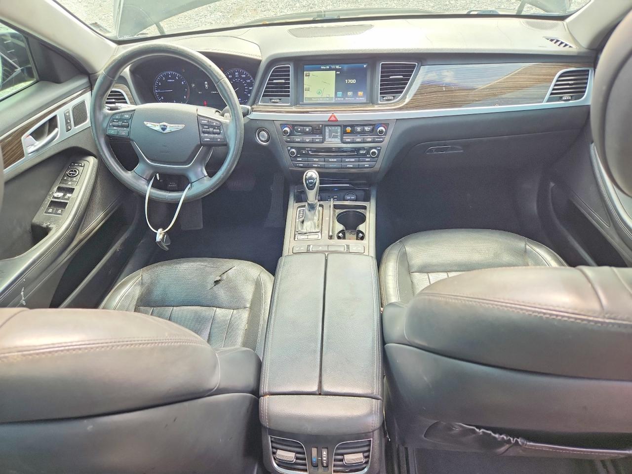 2015 HYUNDAI GENESIS