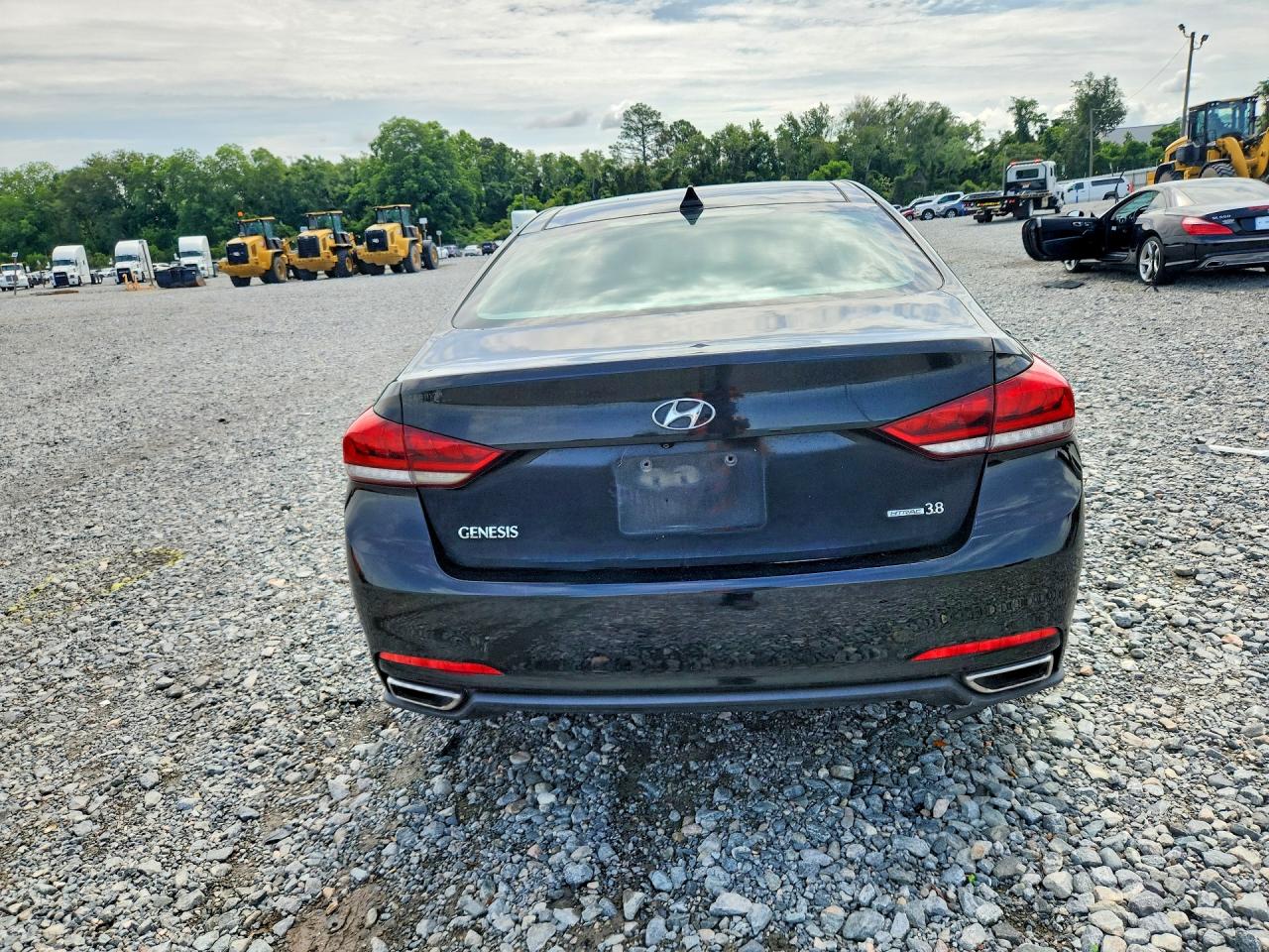 2015 HYUNDAI GENESIS