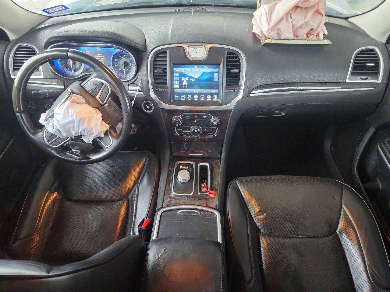 2020 CHRYSLER 300