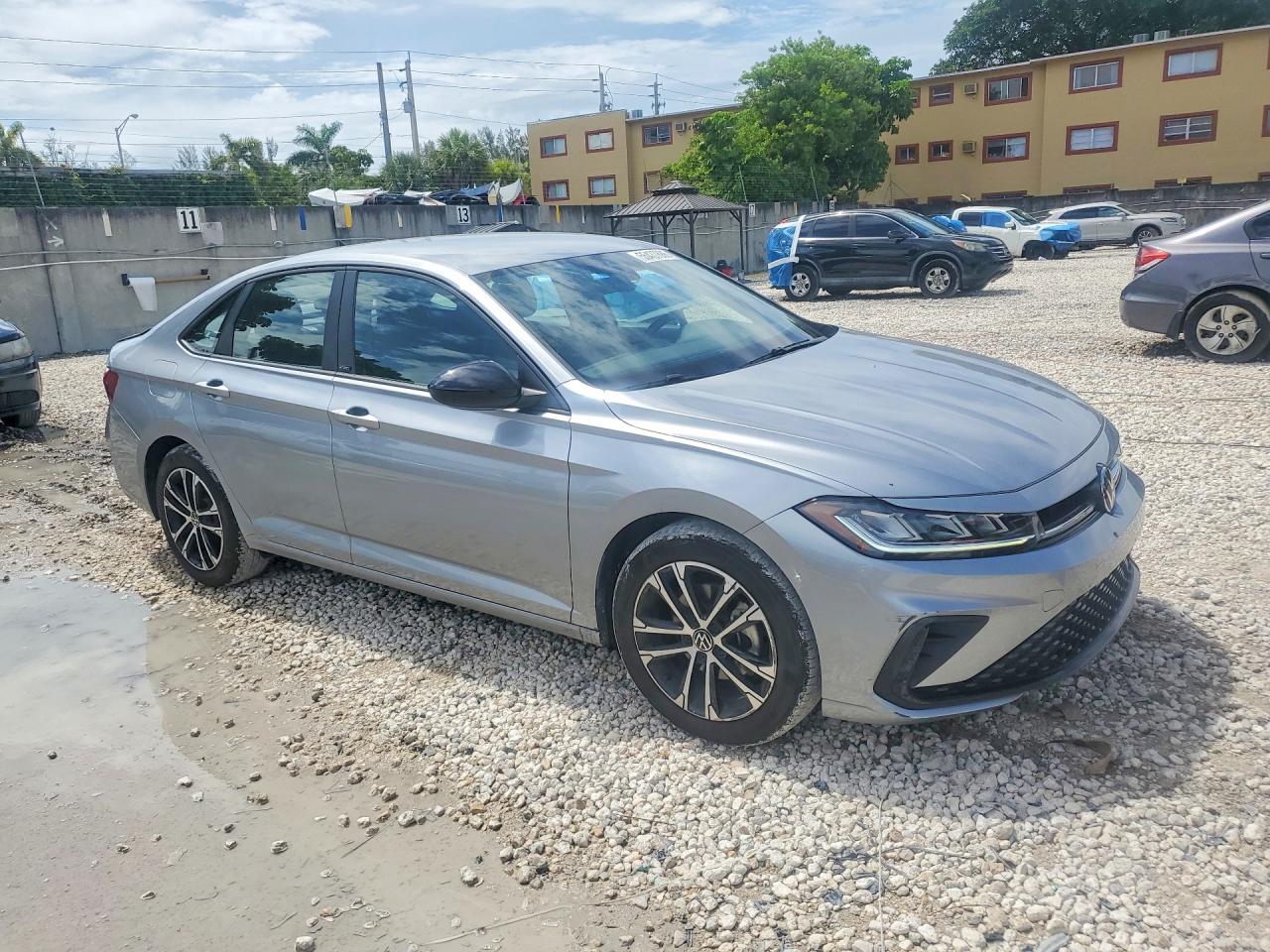 2025 VOLKSWAGEN JETTA