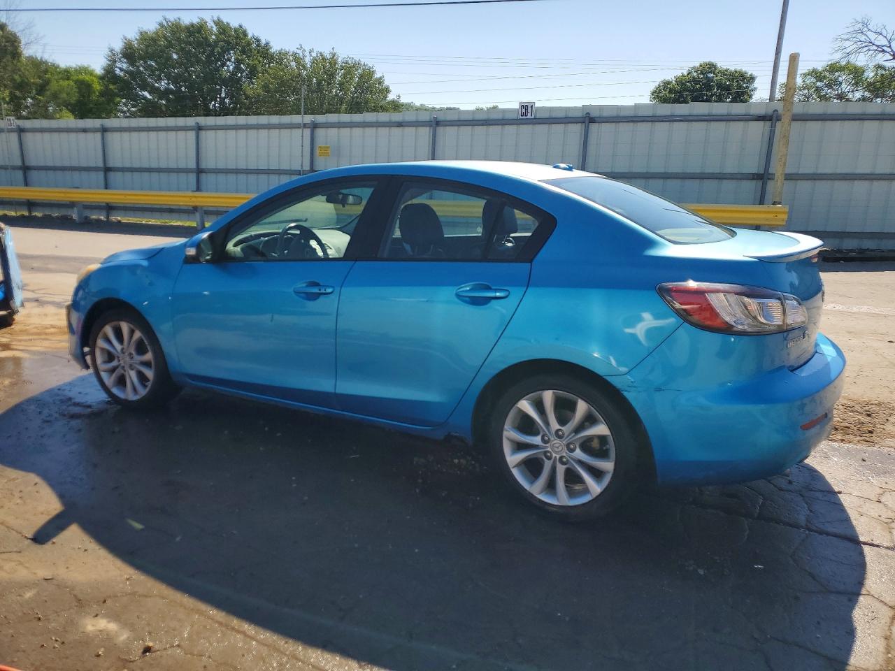 2010 MAZDA MAZDA3