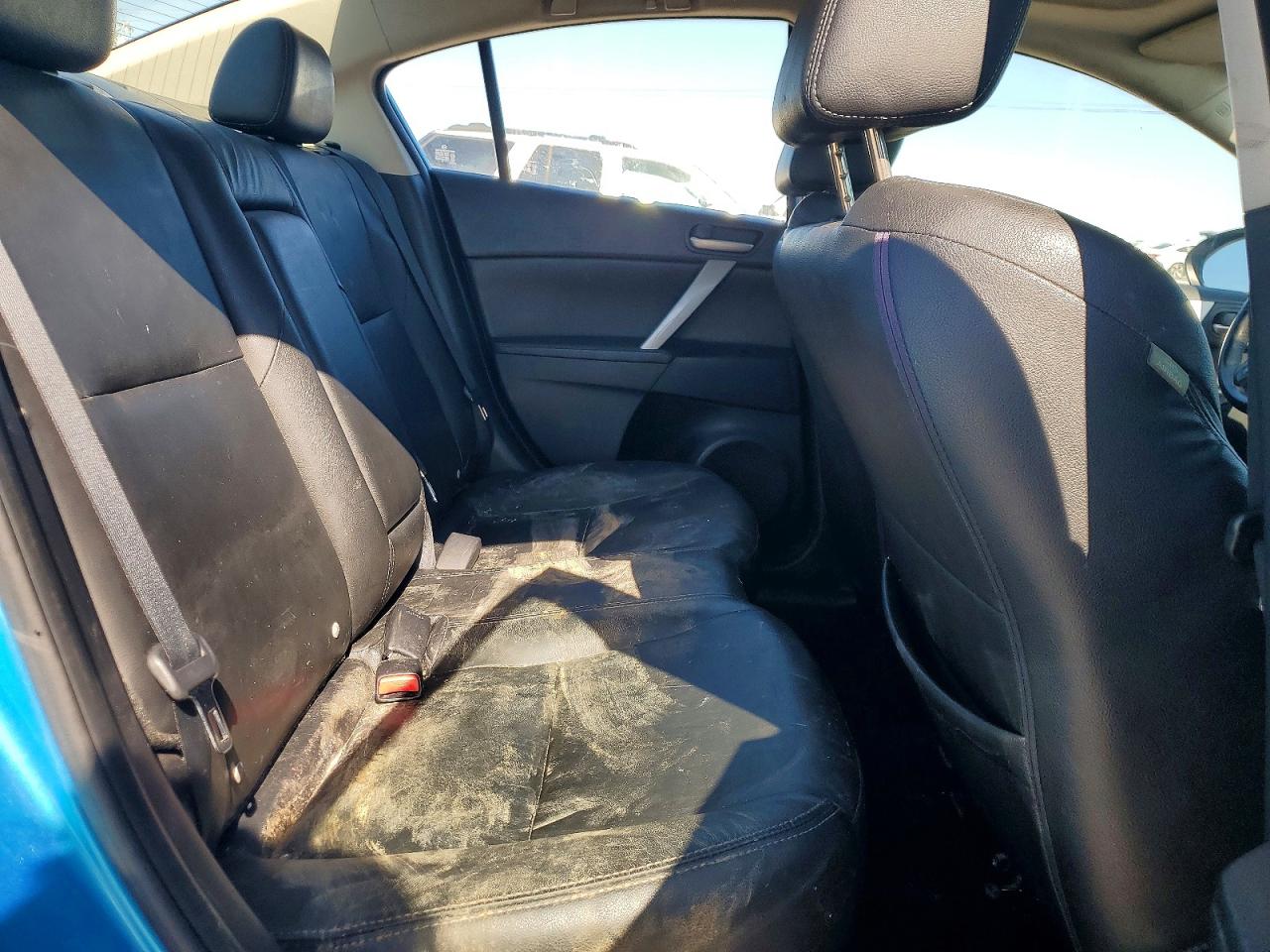 2010 MAZDA MAZDA3