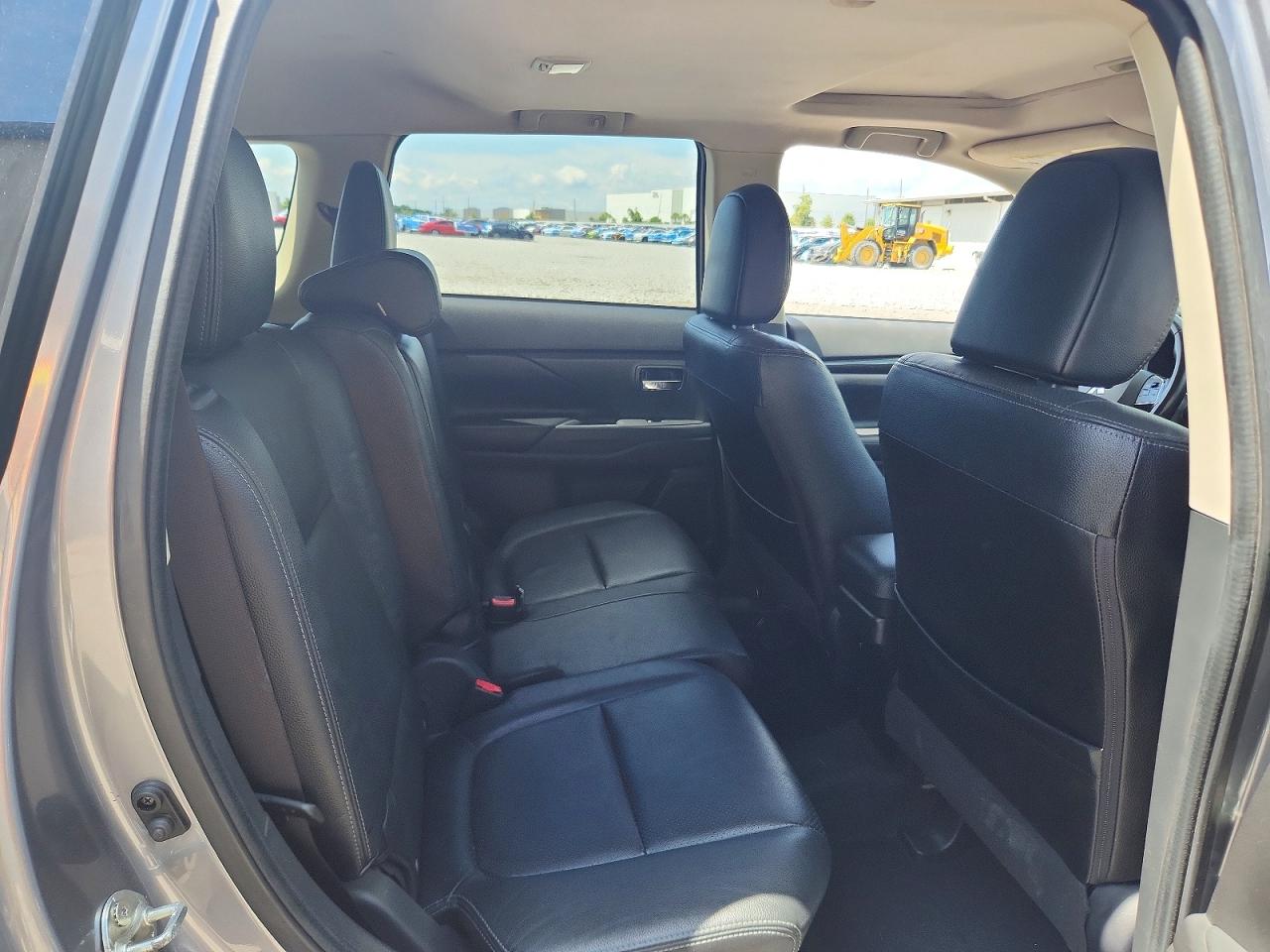 2017 MITSUBISHI OUTLANDER
