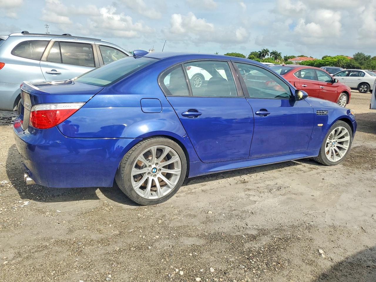 2006 BMW M5