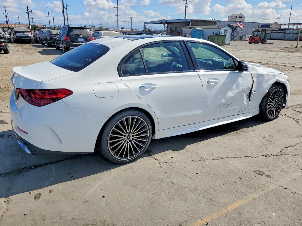 2022 MERCEDES-BENZ C-CLASS