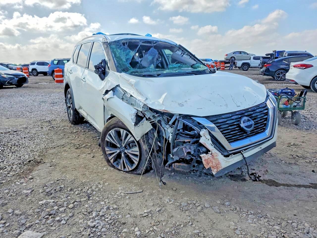 2022 NISSAN ROGUE