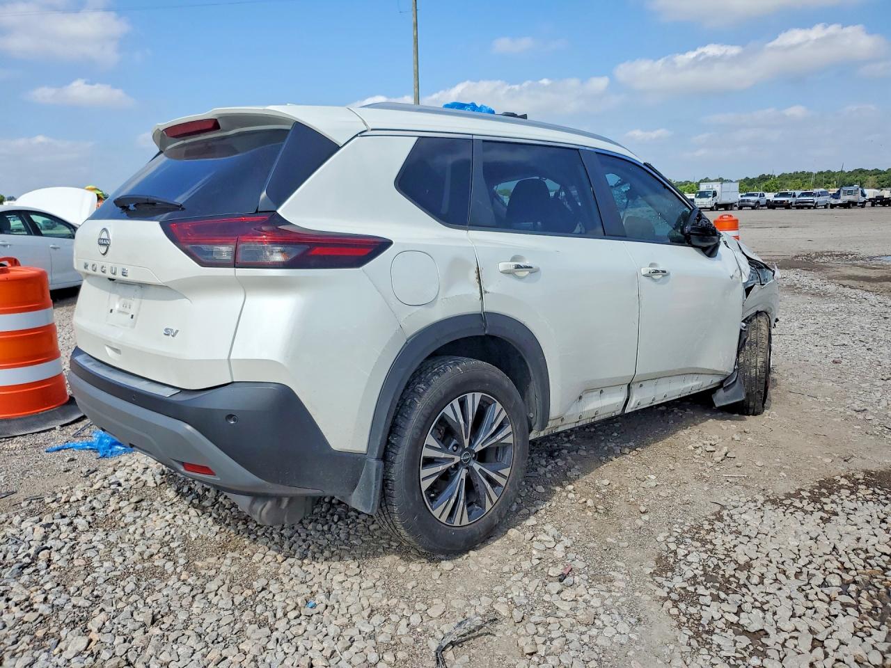 2022 NISSAN ROGUE