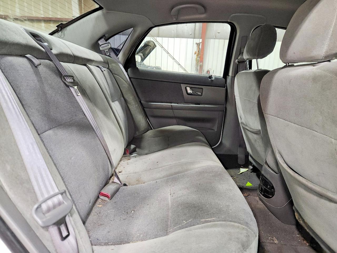 2002 FORD TAURUS