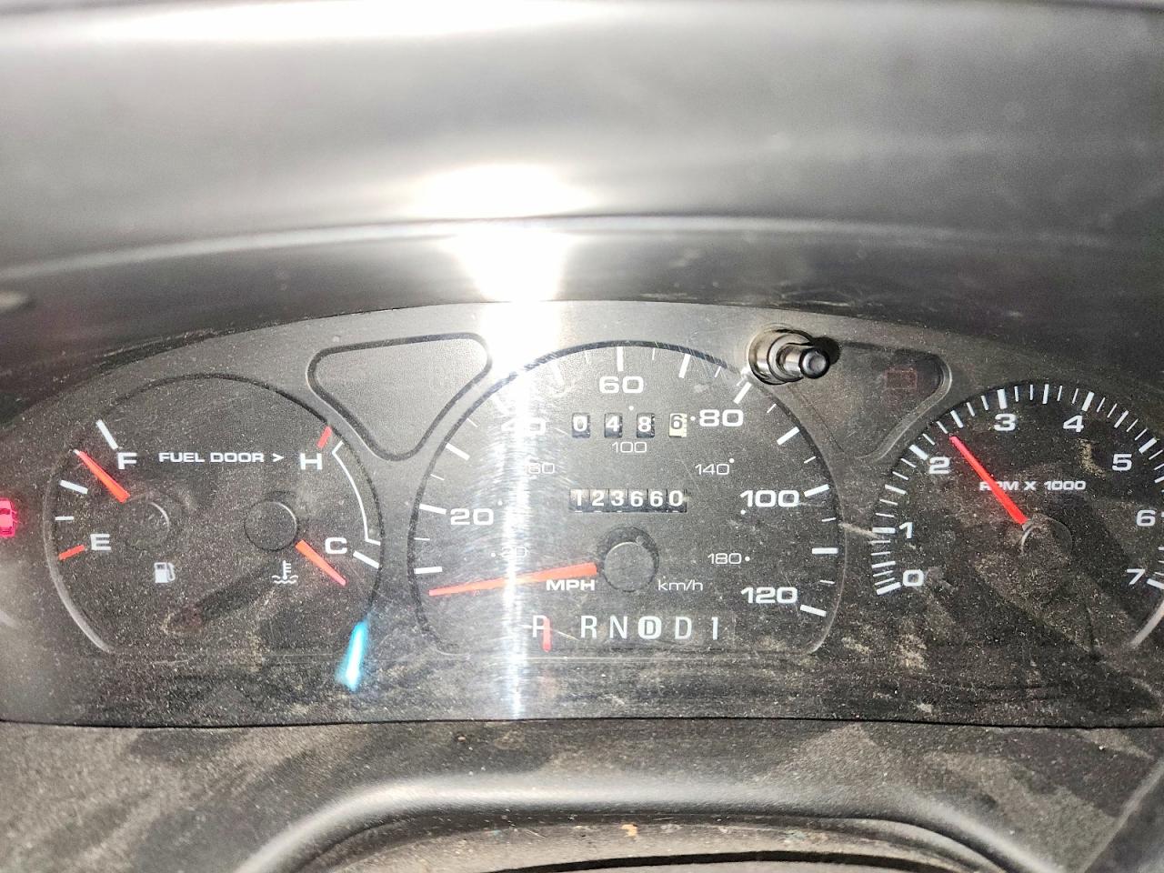 2002 FORD TAURUS