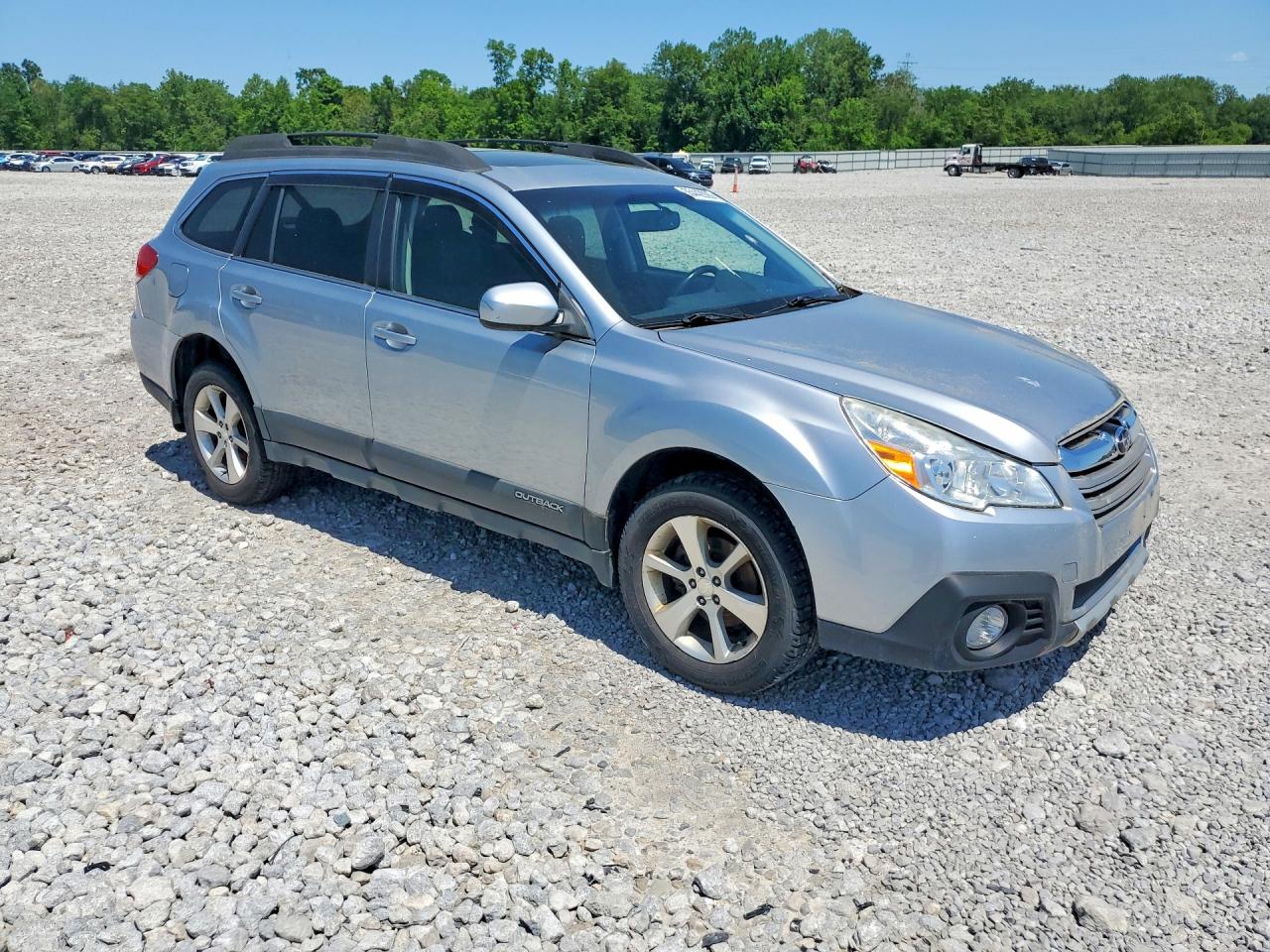 2013 SUBARU OUTBACK