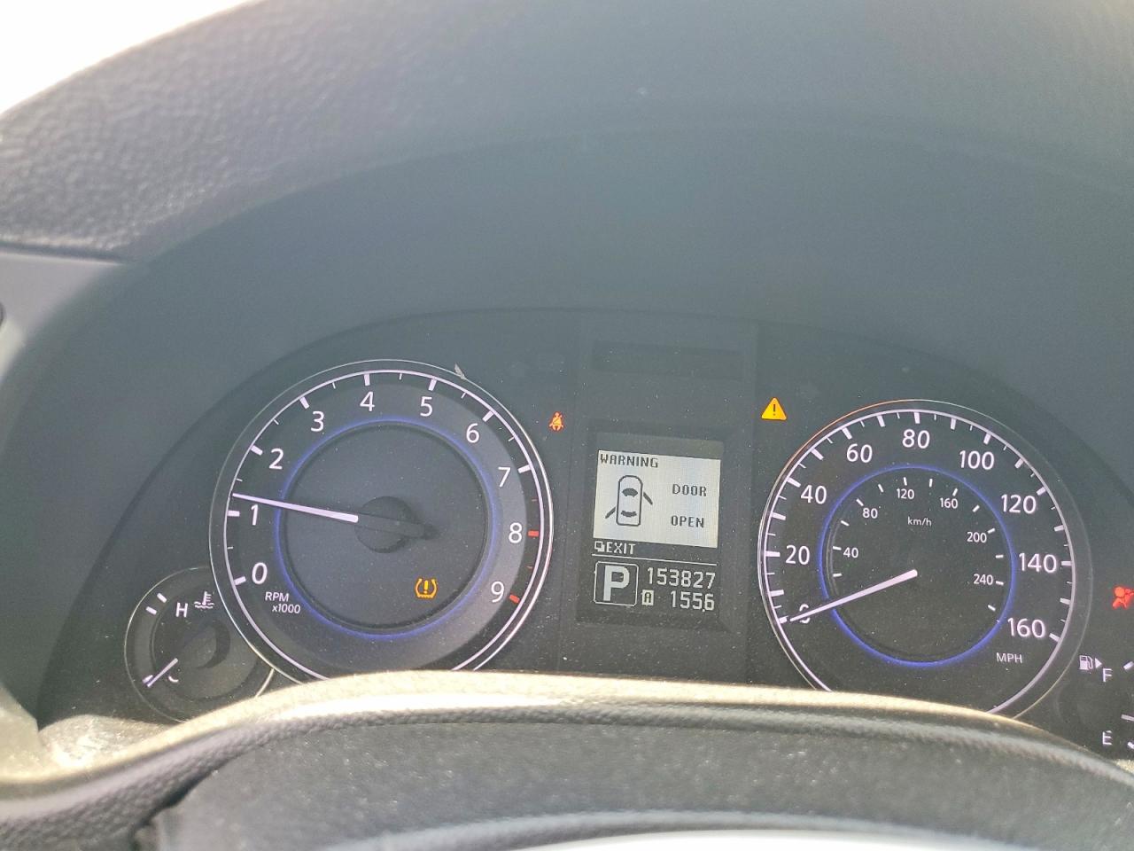 2013 INFINITI G37