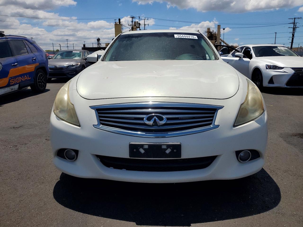 2013 INFINITI G37
